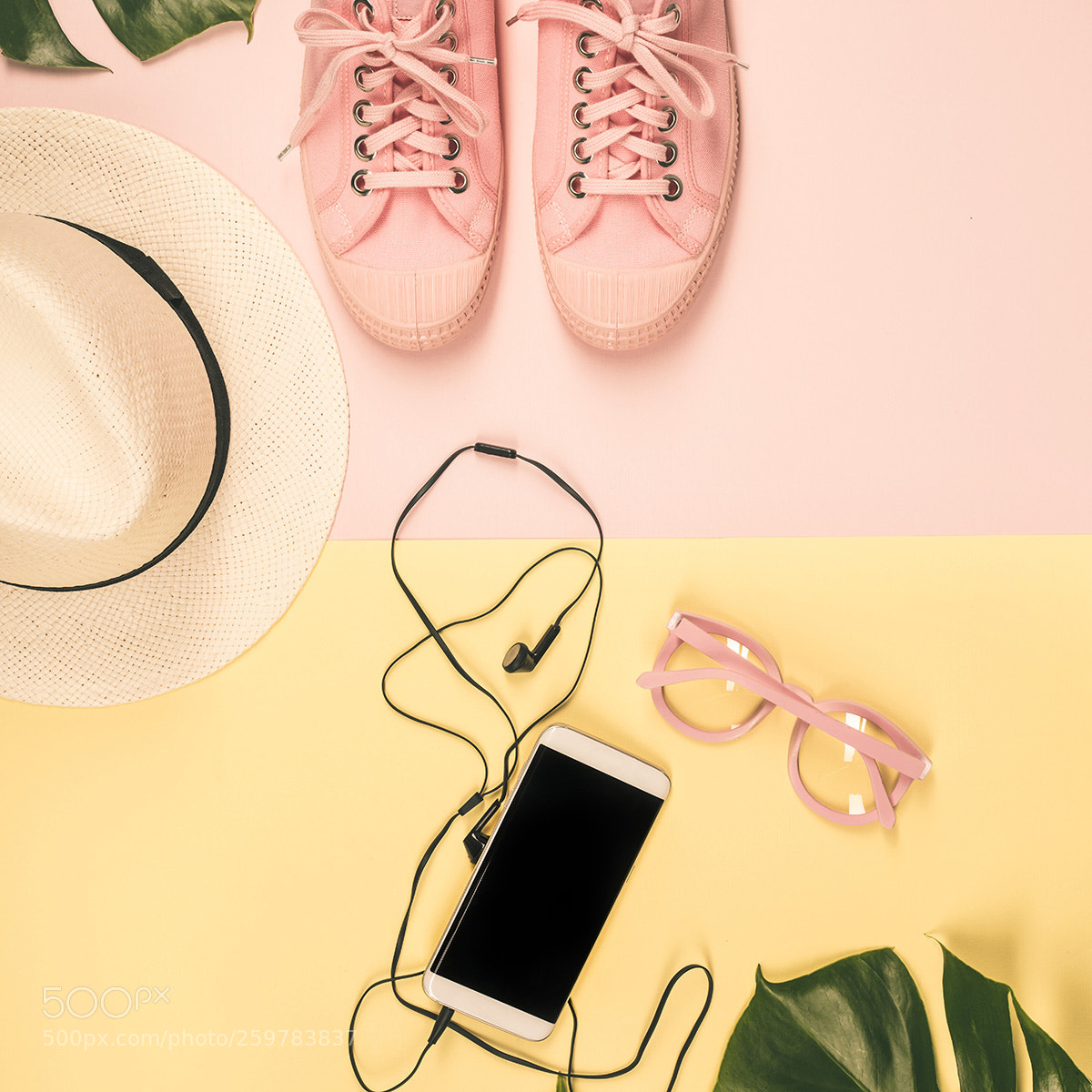 Canon EOS 5DS R sample photo. Flat lay with trendy photography