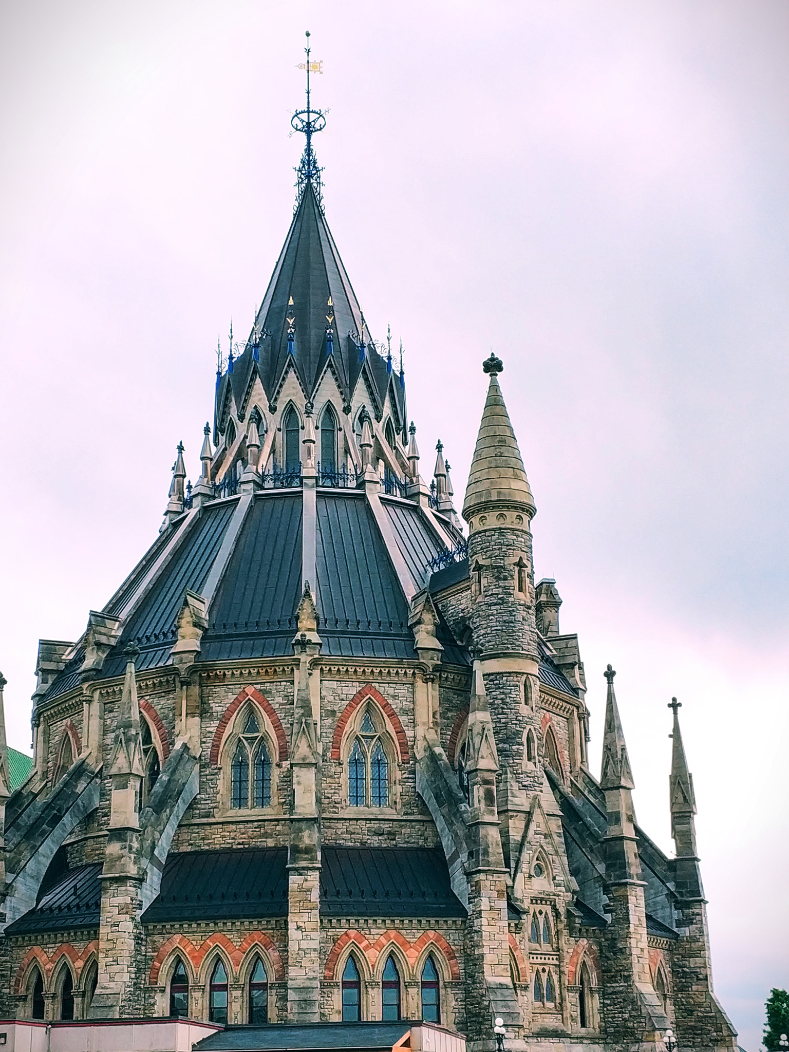 Xiaomi MI6 sample photo. Parliament palace photography
