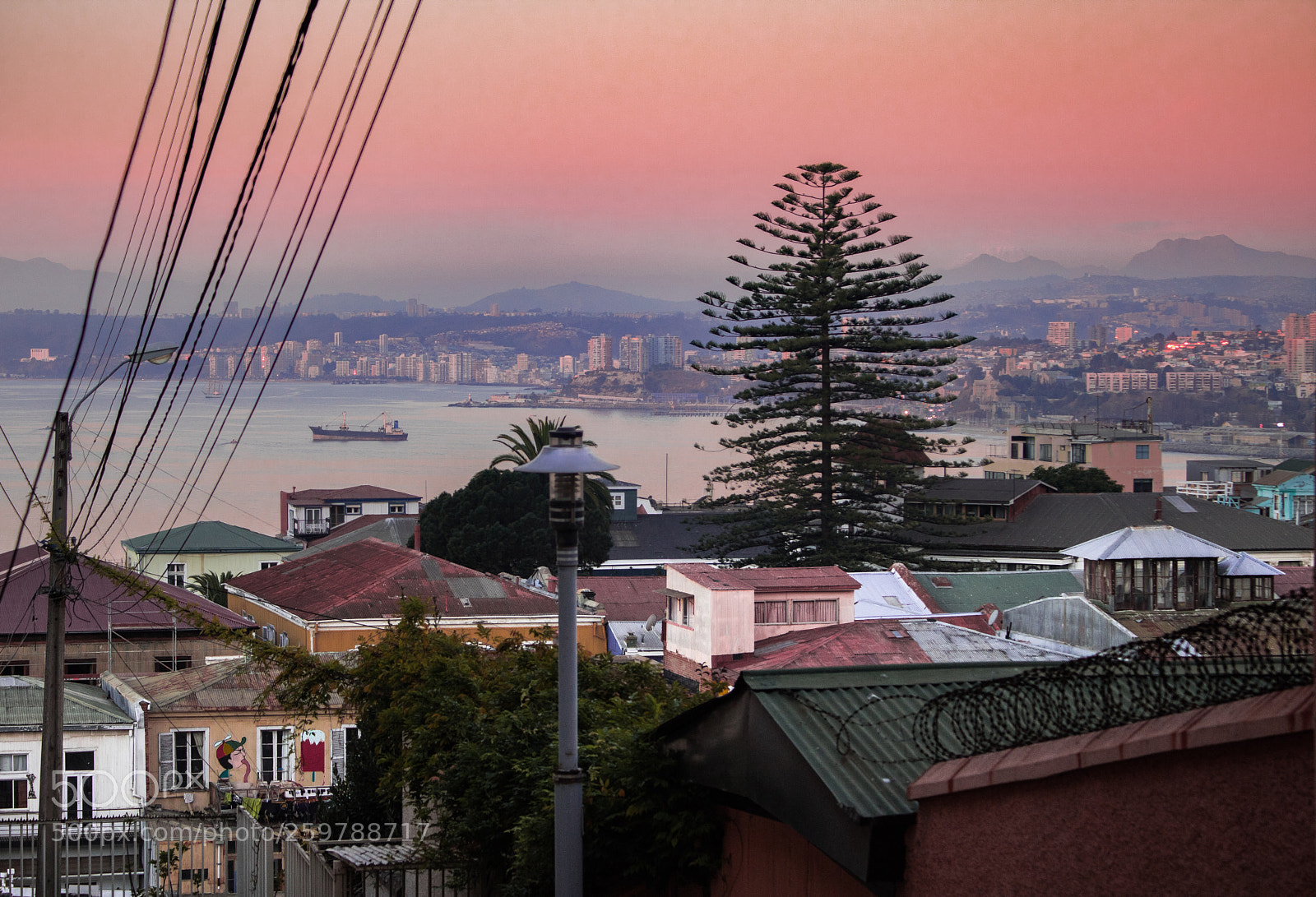 Canon EOS 750D (EOS Rebel T6i / EOS Kiss X8i) sample photo. Valparaíso photography