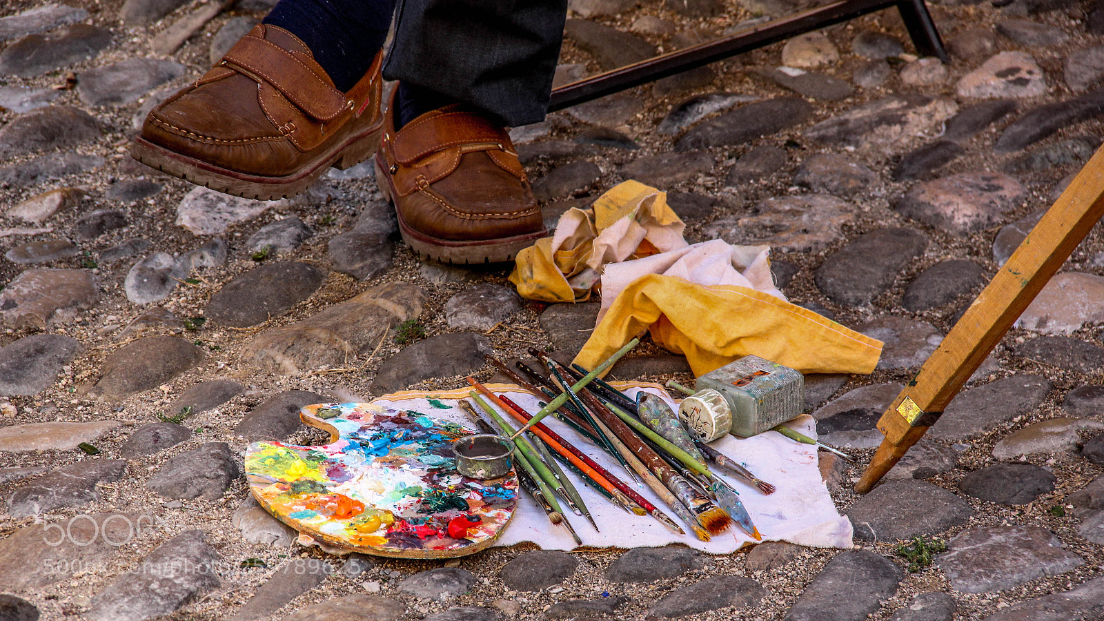 Canon EOS 600D (Rebel EOS T3i / EOS Kiss X5) sample photo. Street artist's palette photography