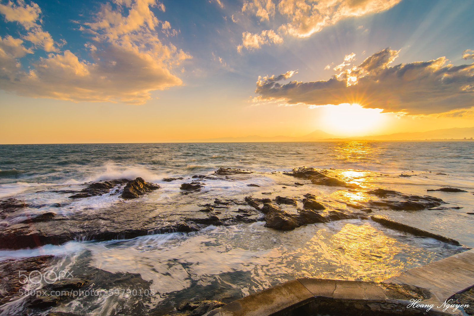 Nikon D800 sample photo. The last sunbeam on photography
