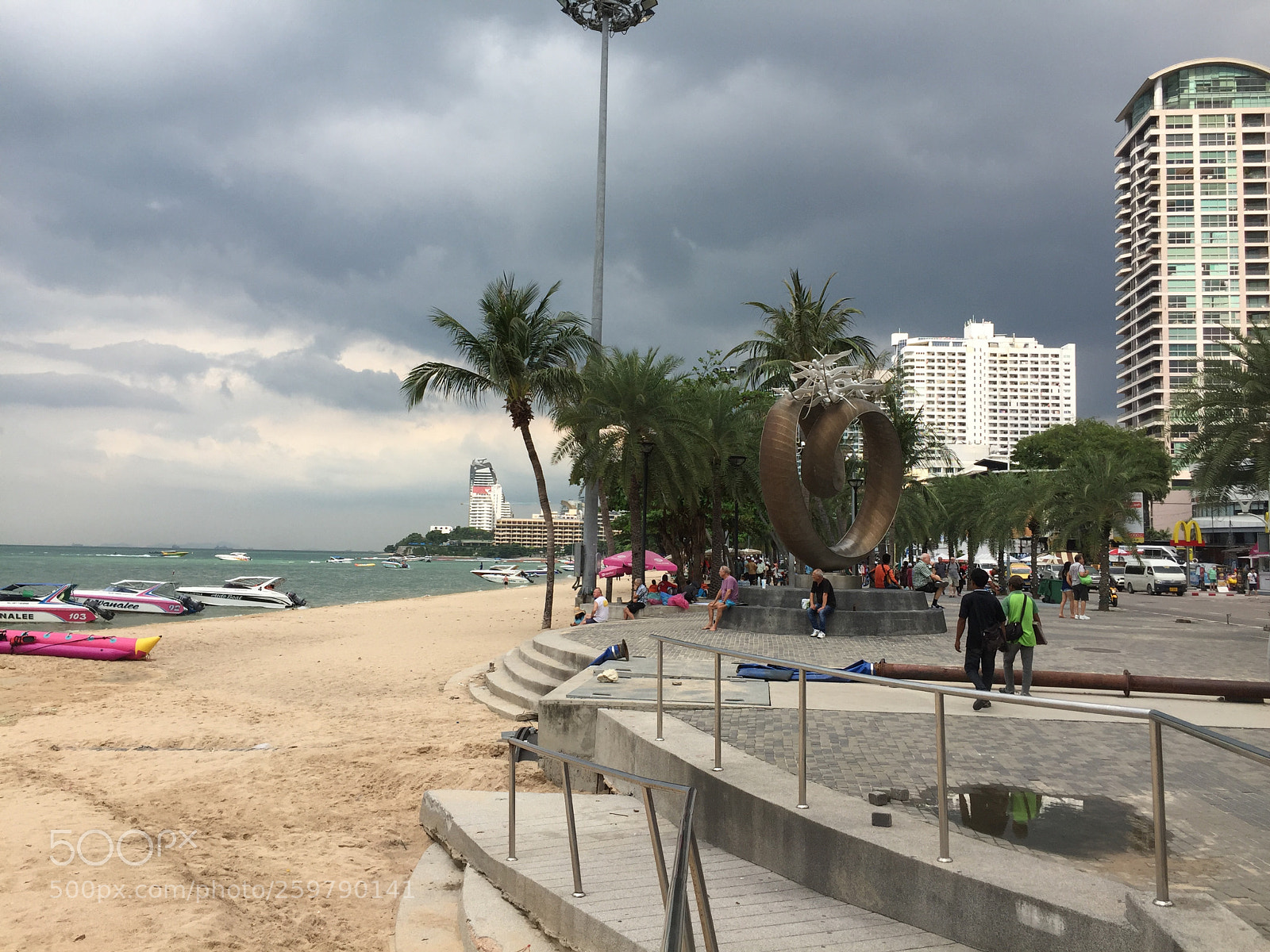 Apple iPhone 6 Plus sample photo. Pattaya photography