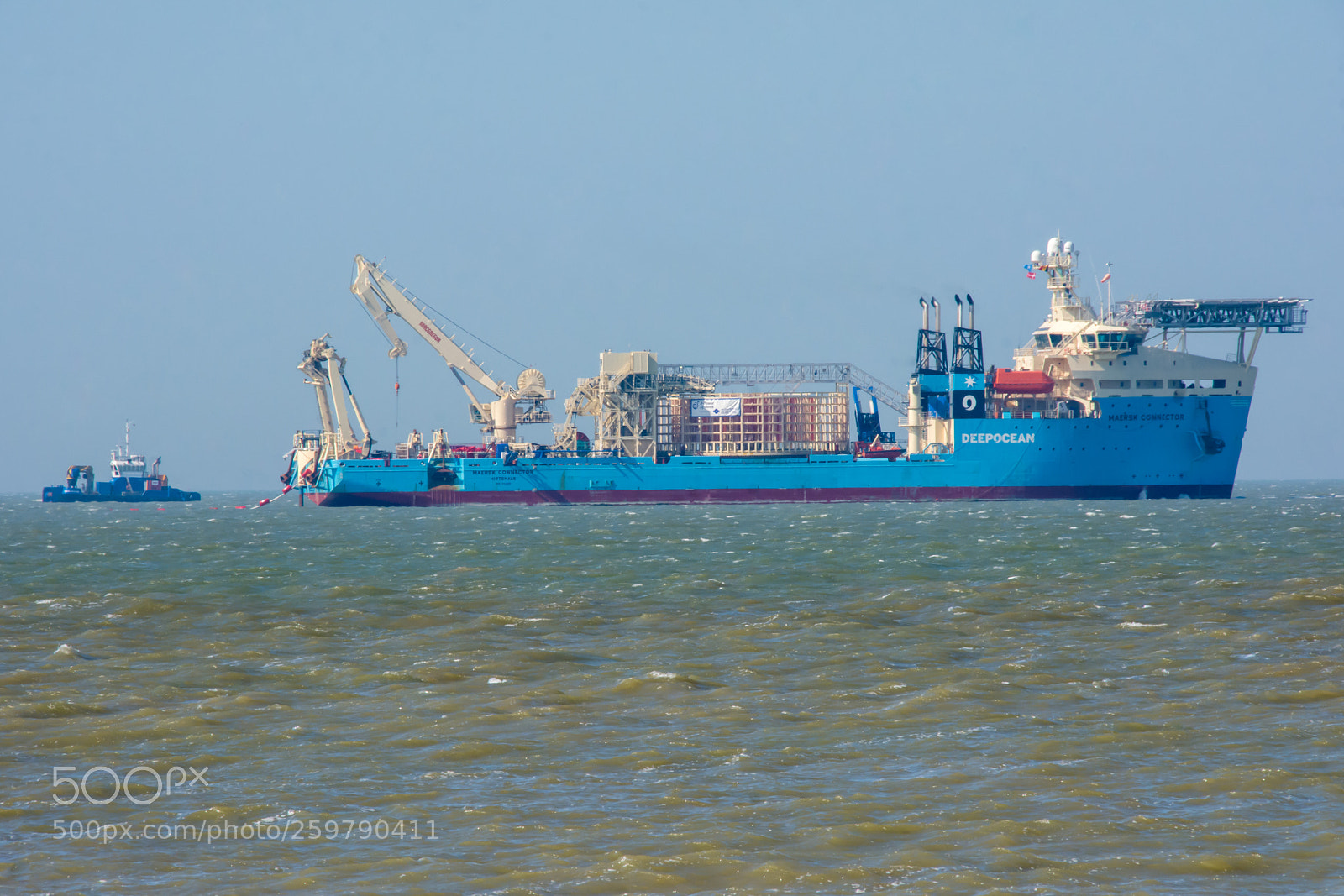 Nikon D5200 sample photo. Laying power cable. photography