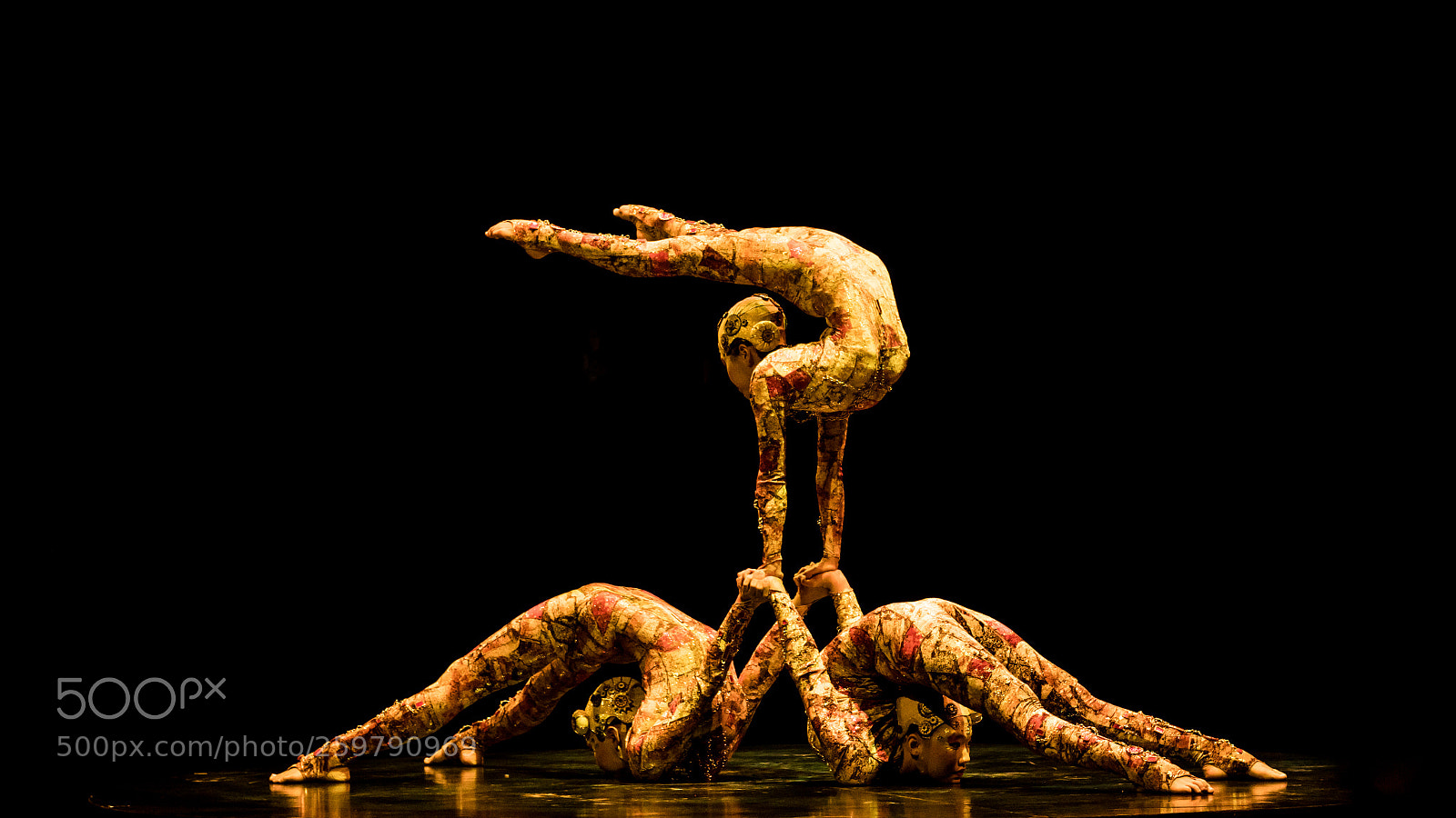 Sony a6300 sample photo. Kooza cirque du soleil photography