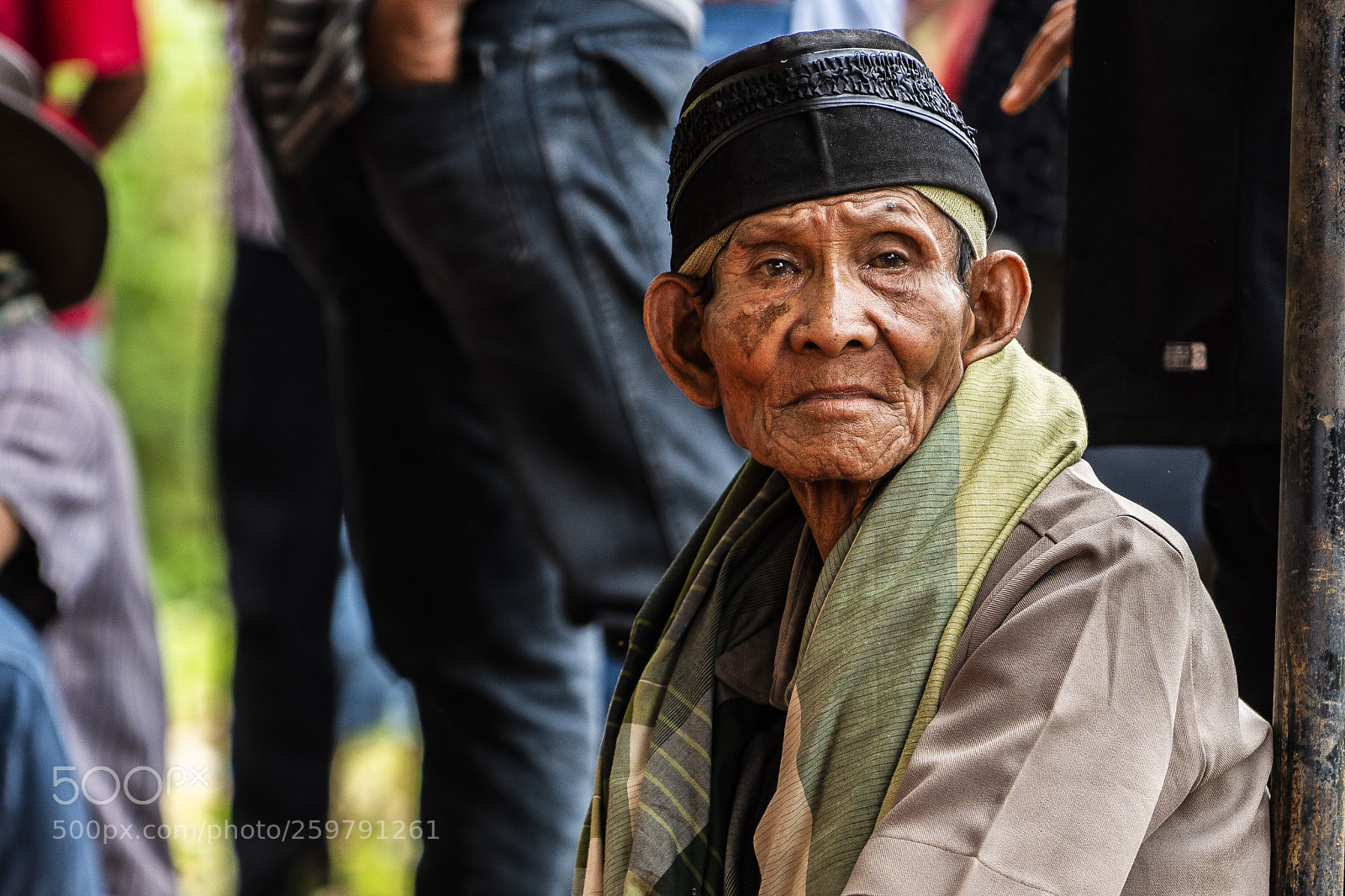 Sony a7R II sample photo. The look photography
