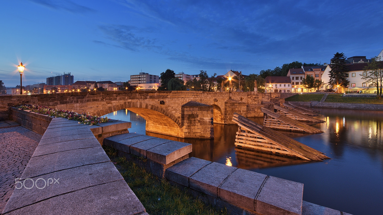 Samyang 14mm F2.8 ED AS IF UMC sample photo. Stone bridge ... photography