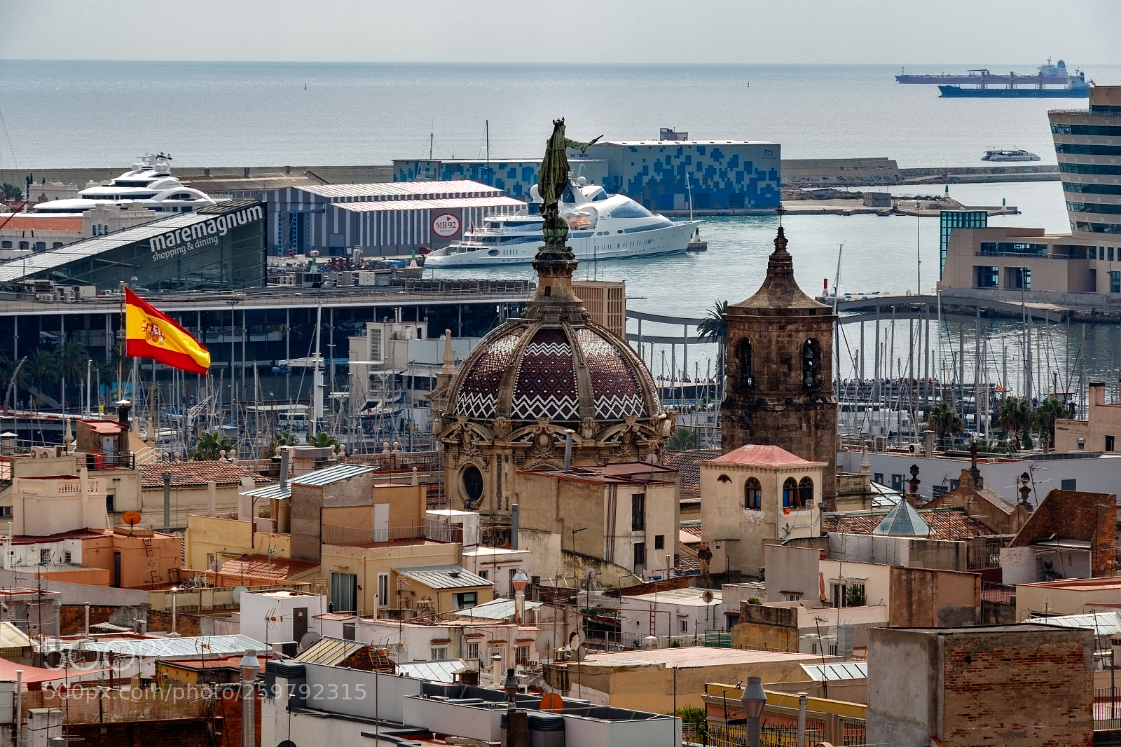 Canon EOS 7D Mark II sample photo. Walk on the roofs photography