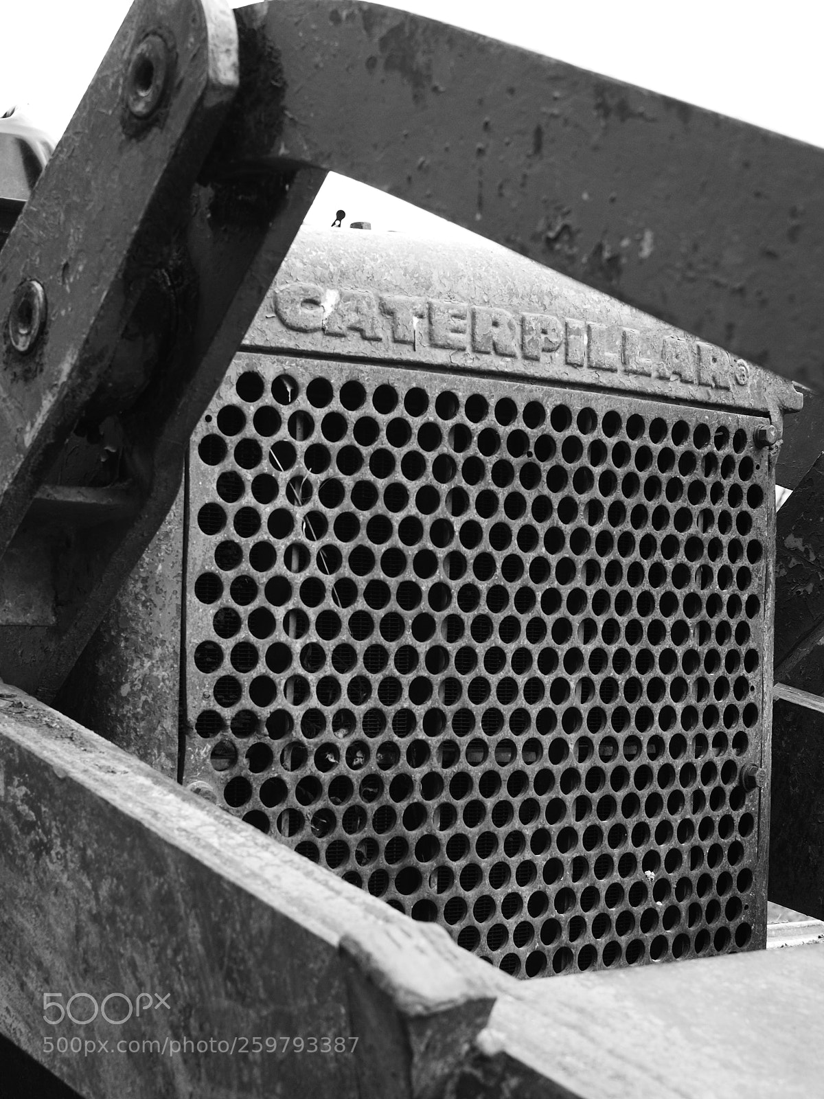 Olympus OM-D E-M10 II sample photo. Excavator photography