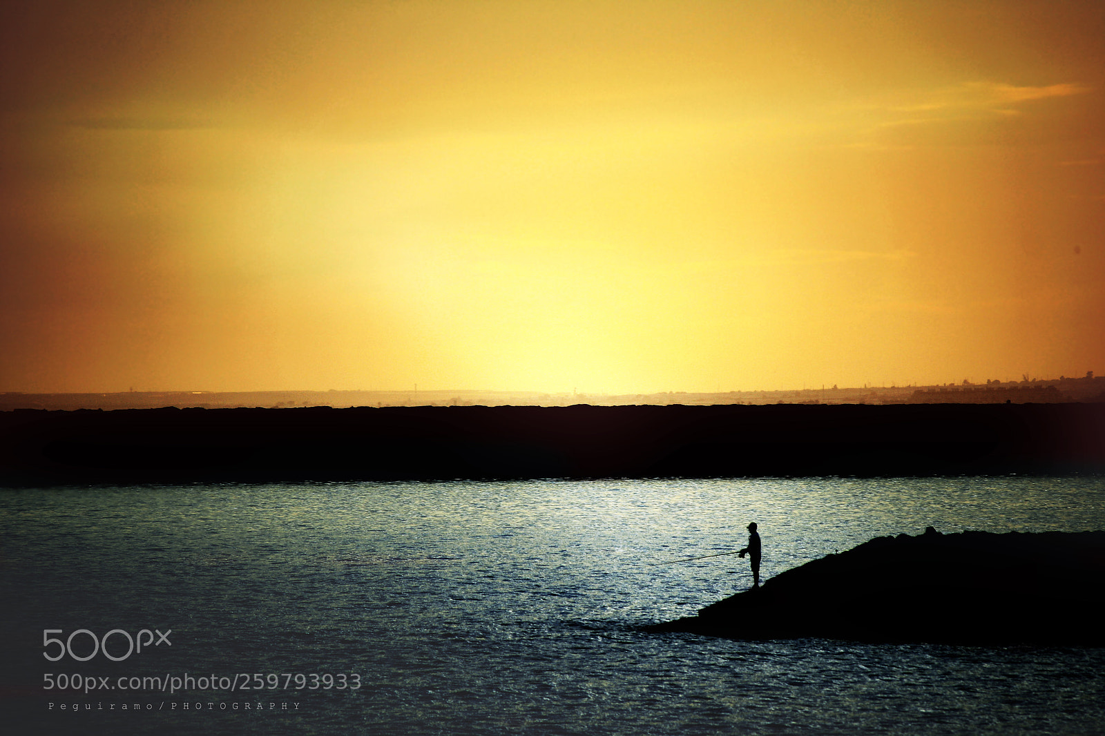 Canon EOS 1000D (EOS Digital Rebel XS / EOS Kiss F) sample photo. The fisherman photography