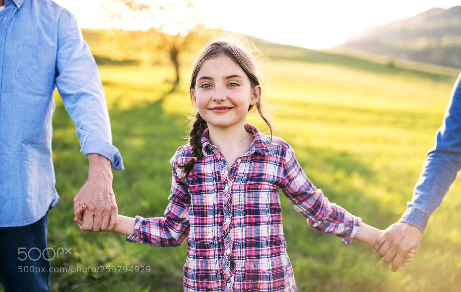 Nikon D5 sample photo. A small girl with photography