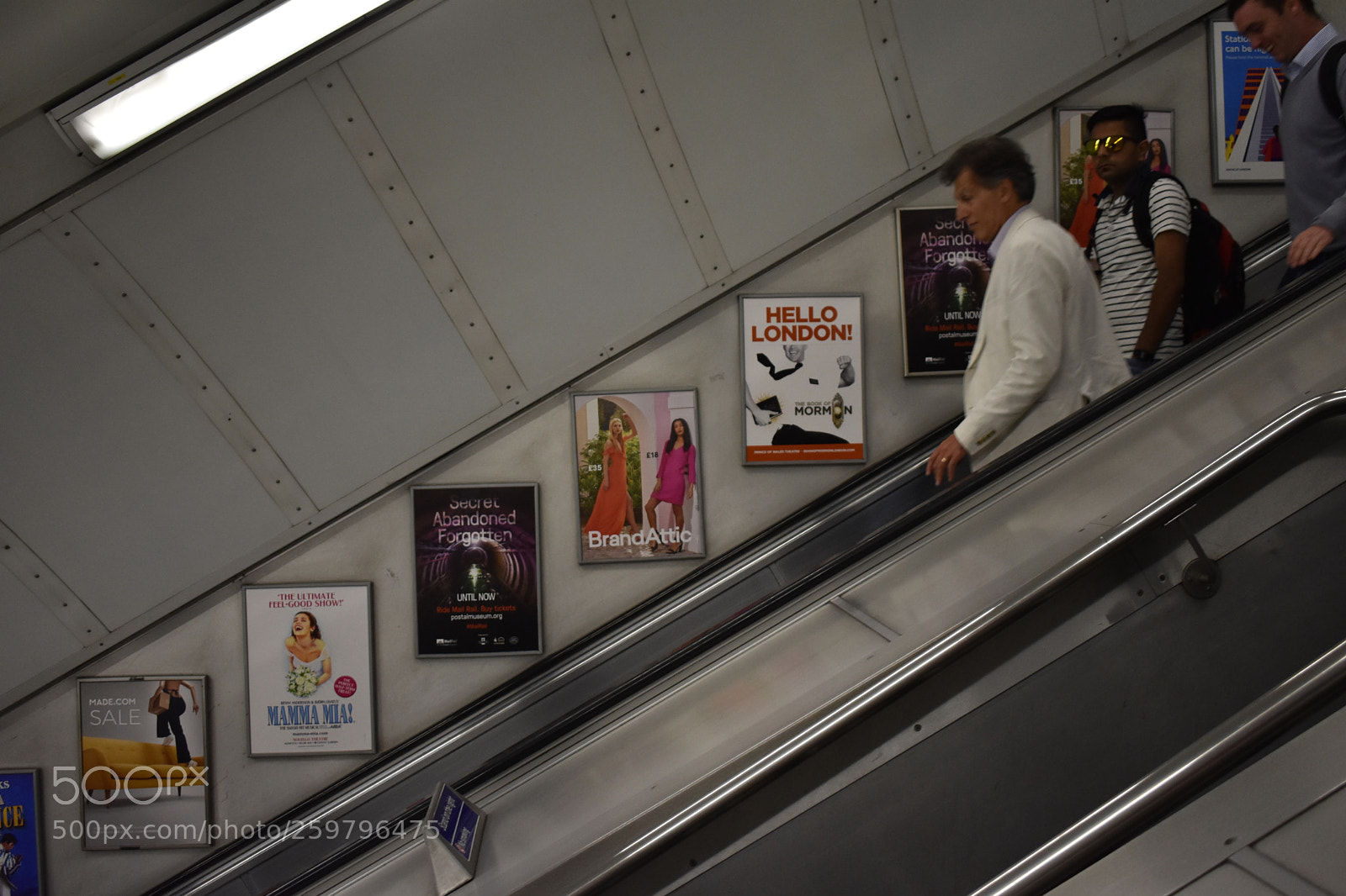 Nikon D3400 sample photo. Going up photography