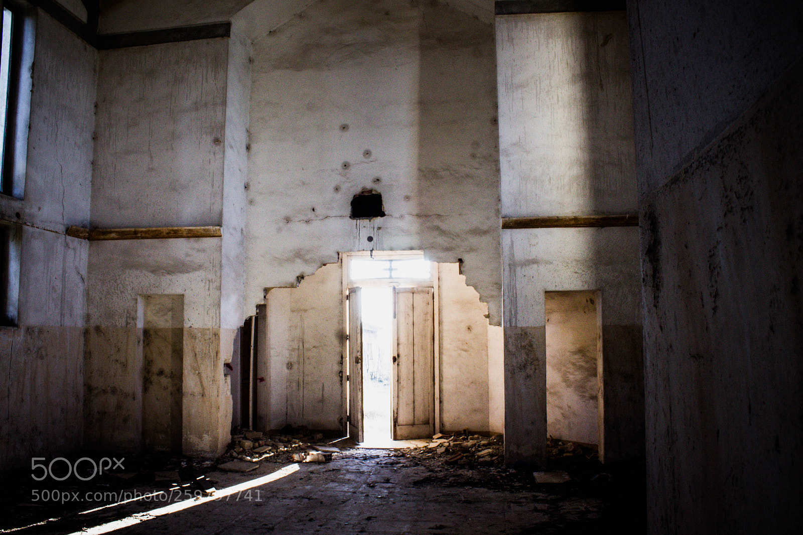 Canon EOS 1100D (EOS Rebel T3 / EOS Kiss X50) sample photo. Abandoned church photography