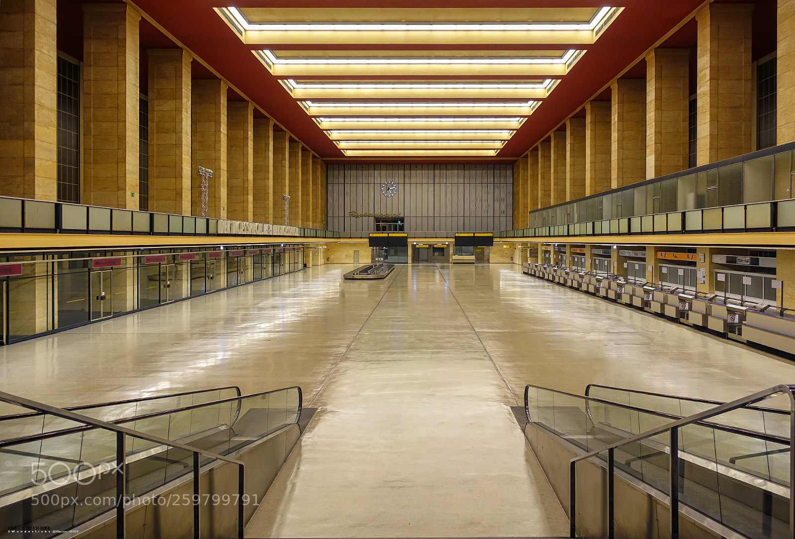 Sony Cyber-shot DSC-RX100 III sample photo. Berlin tempelhof vi photography