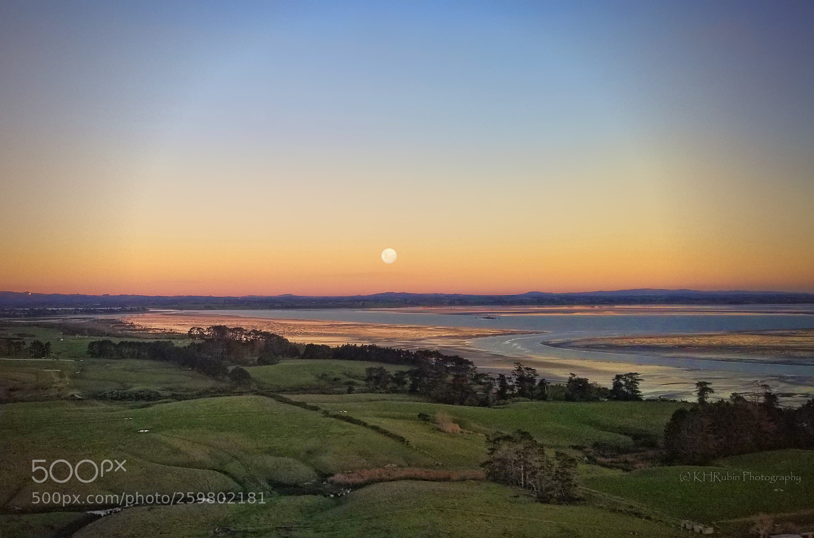 Samsung Galaxy S8 sample photo. Moonrise photography