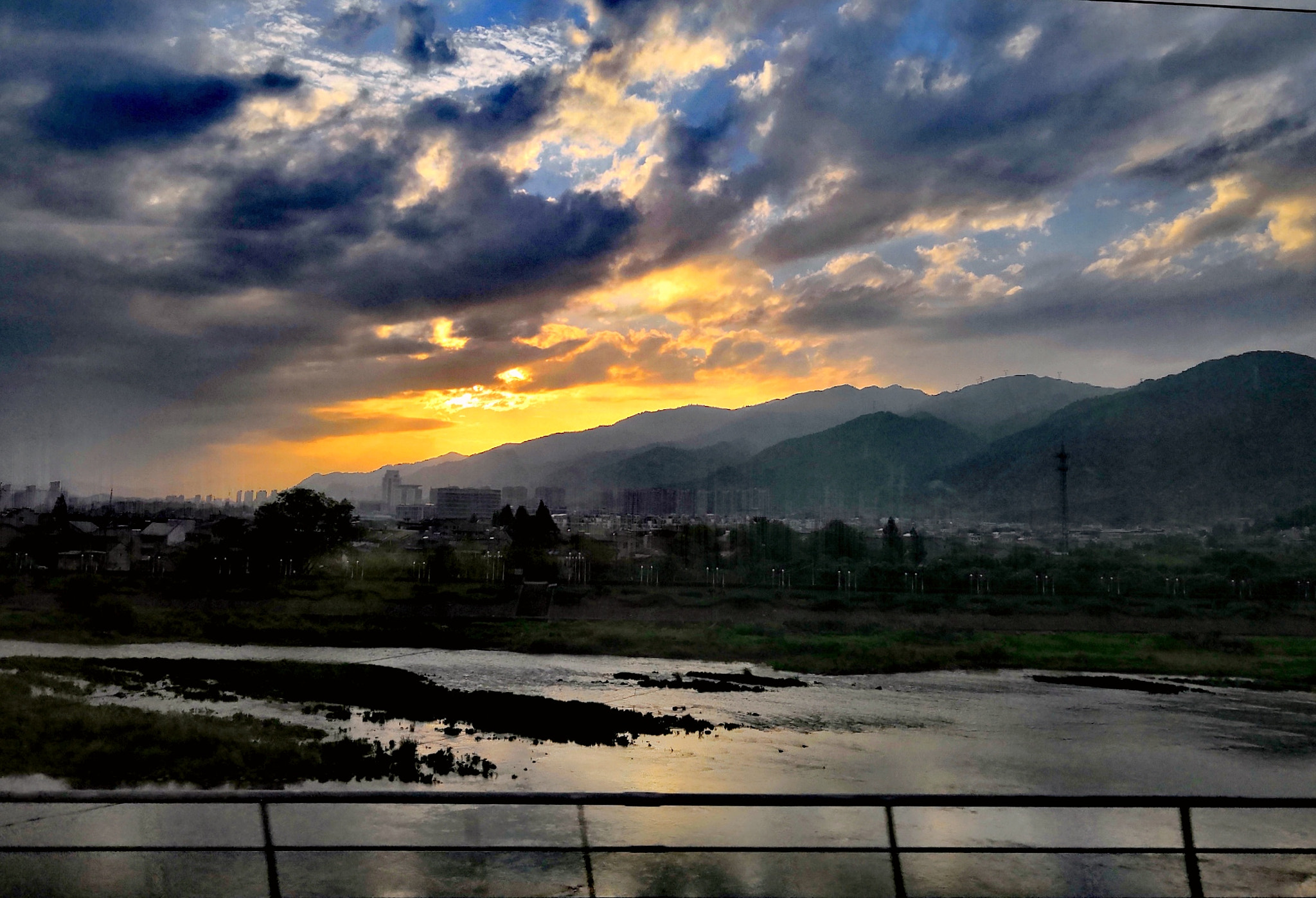 HUAWEI Honor 10 sample photo. Sunset photography