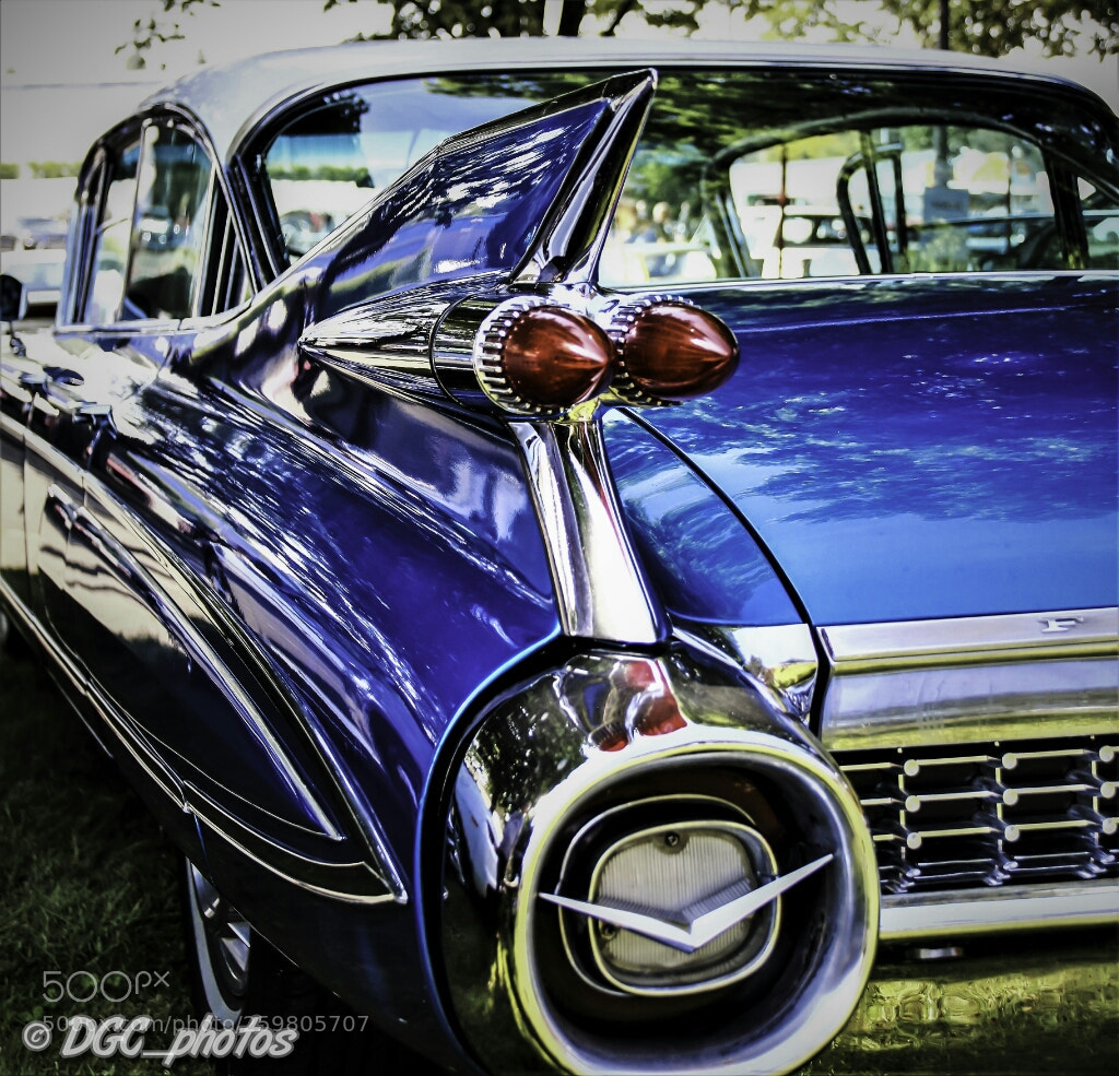 Canon EOS 70D sample photo. Fun car show photography