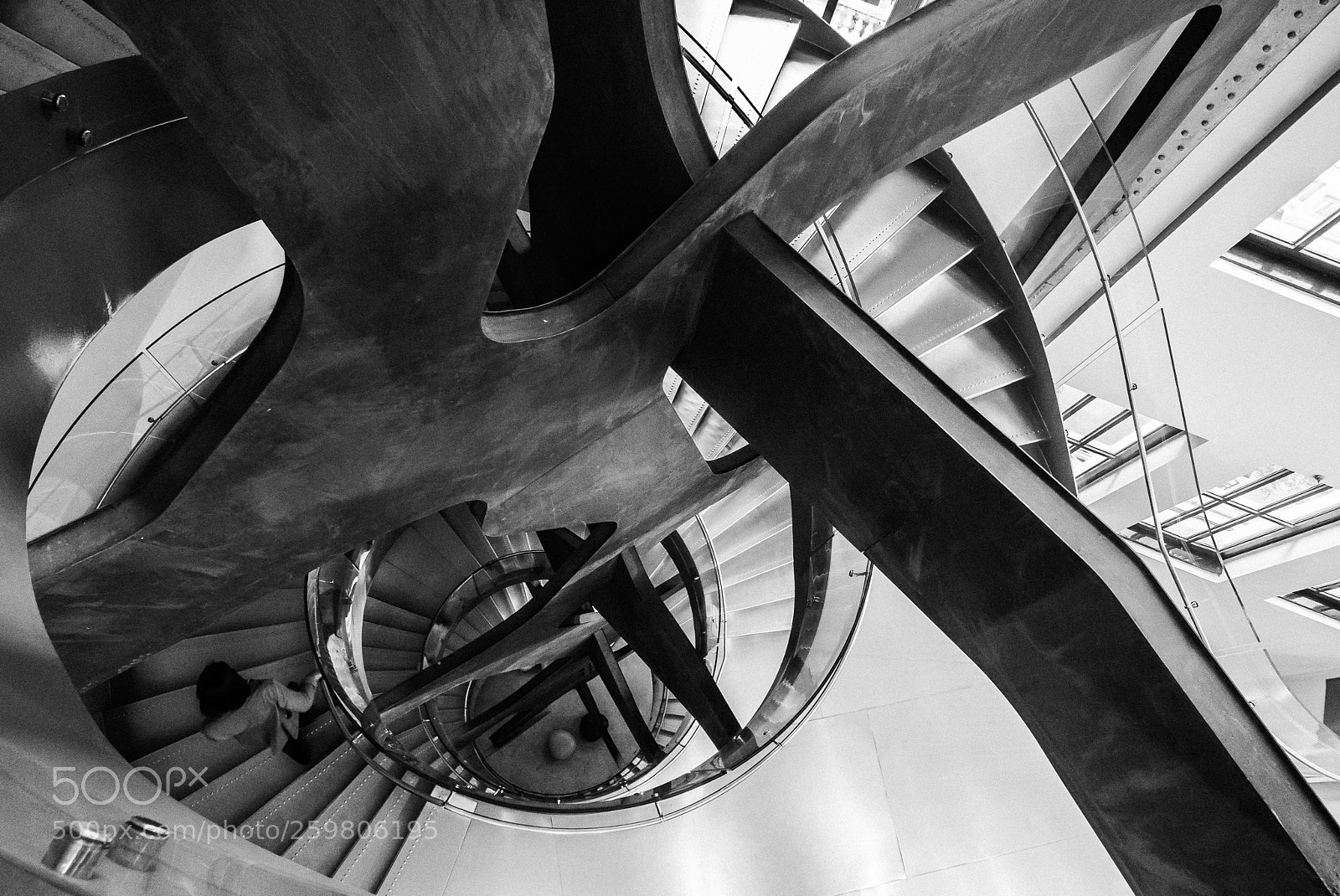 Panasonic Lumix DMC-LX100 sample photo. Ladder of the telefonica photography