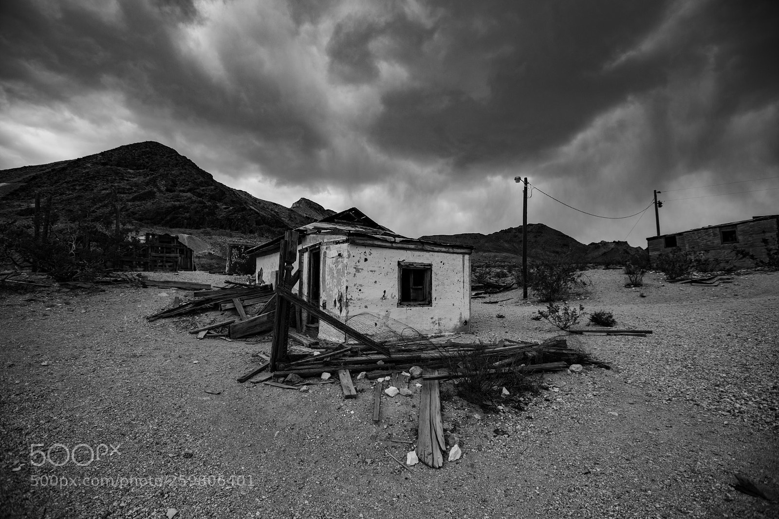 Canon EOS 5D Mark IV sample photo. Rhyolite ghost town photography