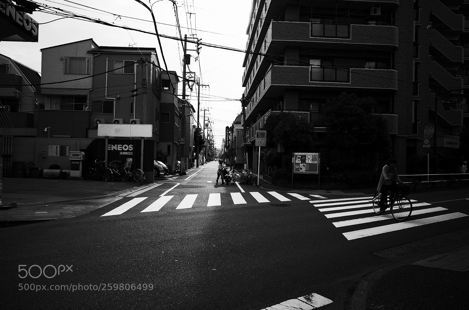 Ricoh GR II sample photo. Street photography