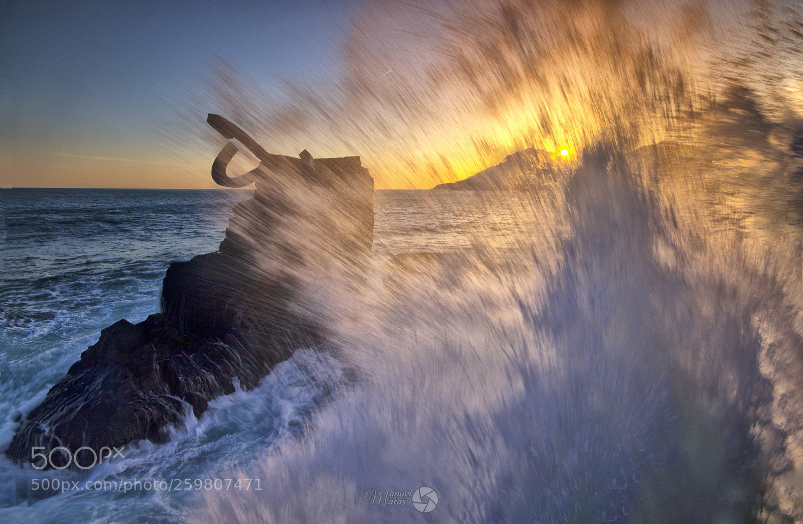 Canon EOS 7D Mark II sample photo. Splash photography