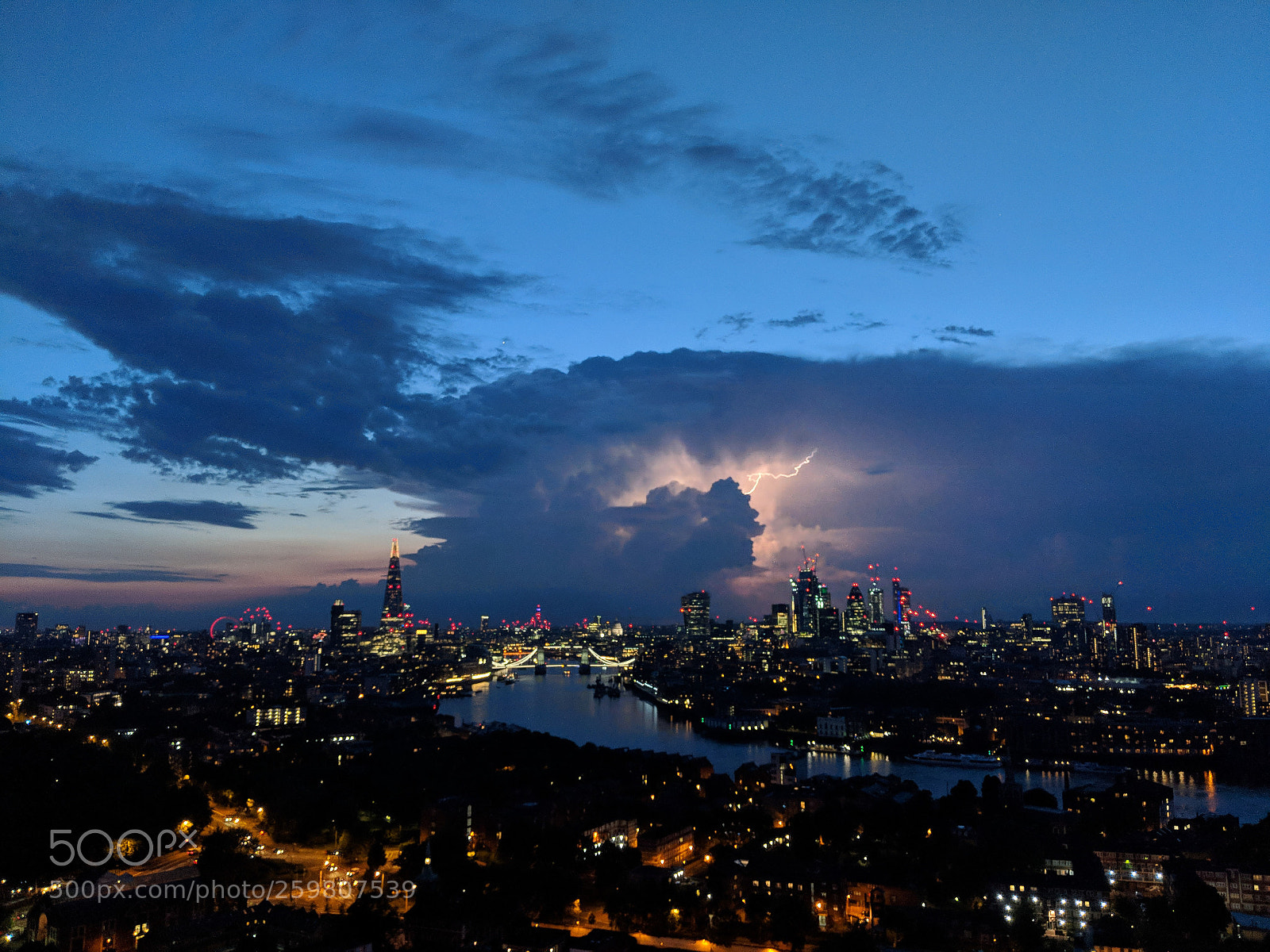 Google Pixel 2 sample photo. Lightning in london photography
