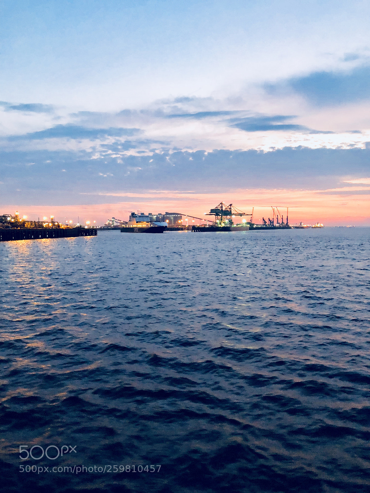 Apple iPhone 8 sample photo. Sunset over port photography