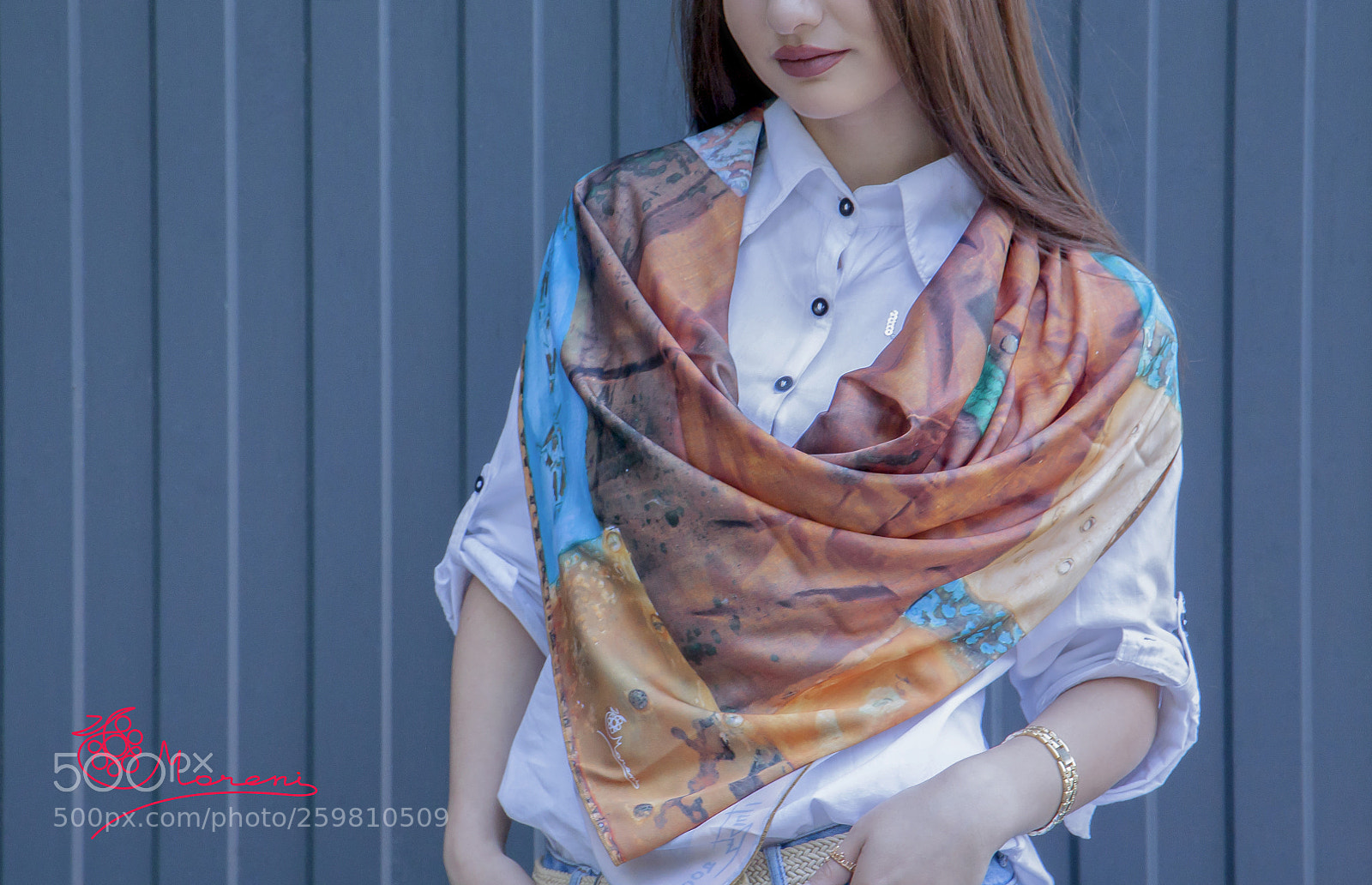 Canon EOS 5D sample photo. Girl with scarph photography