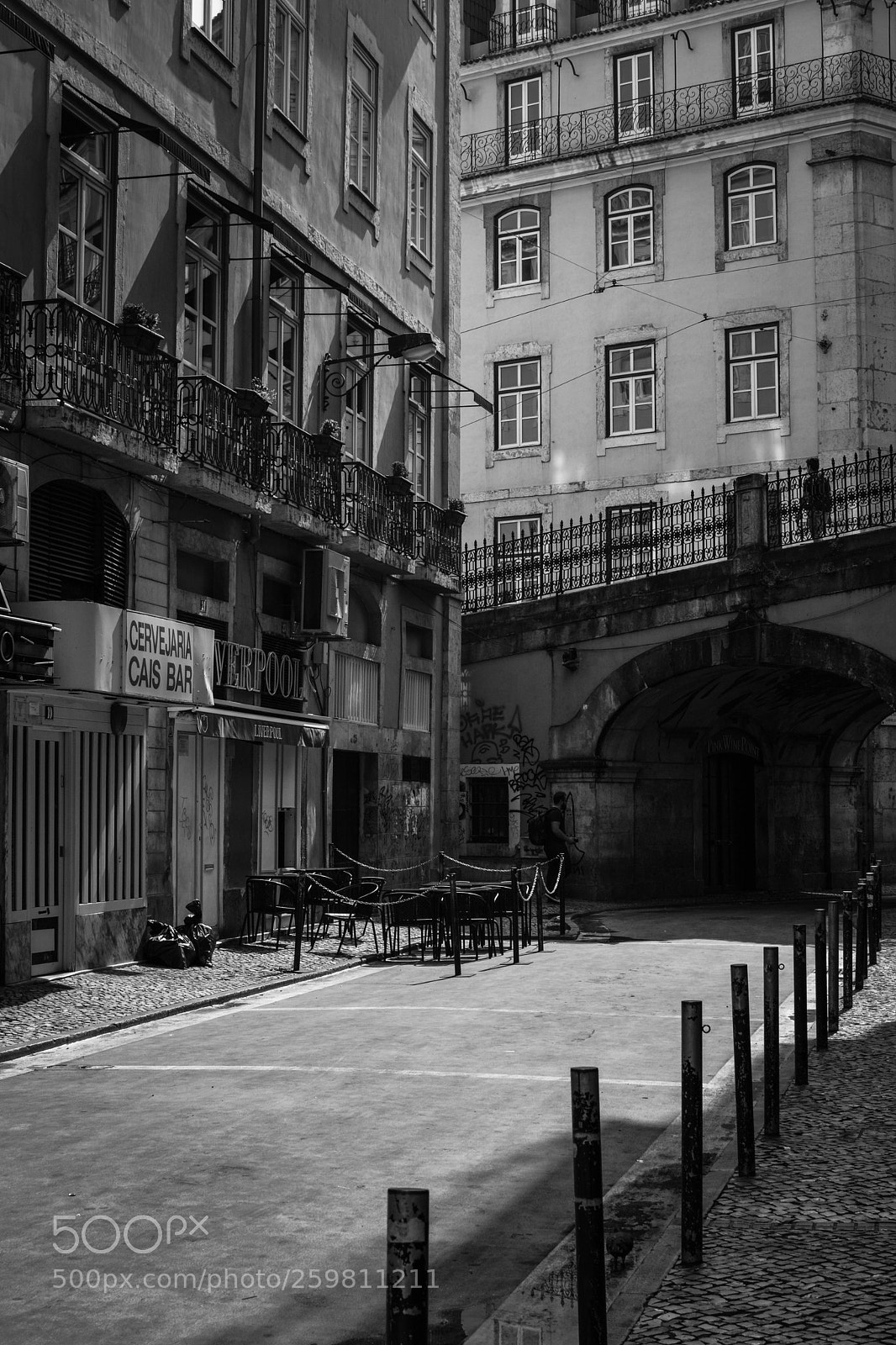 Nikon D5200 sample photo. Streets of lisbon photography