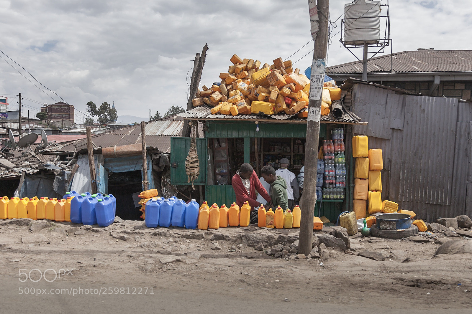 Canon EOS 5D Mark II sample photo. Bottle shop photography