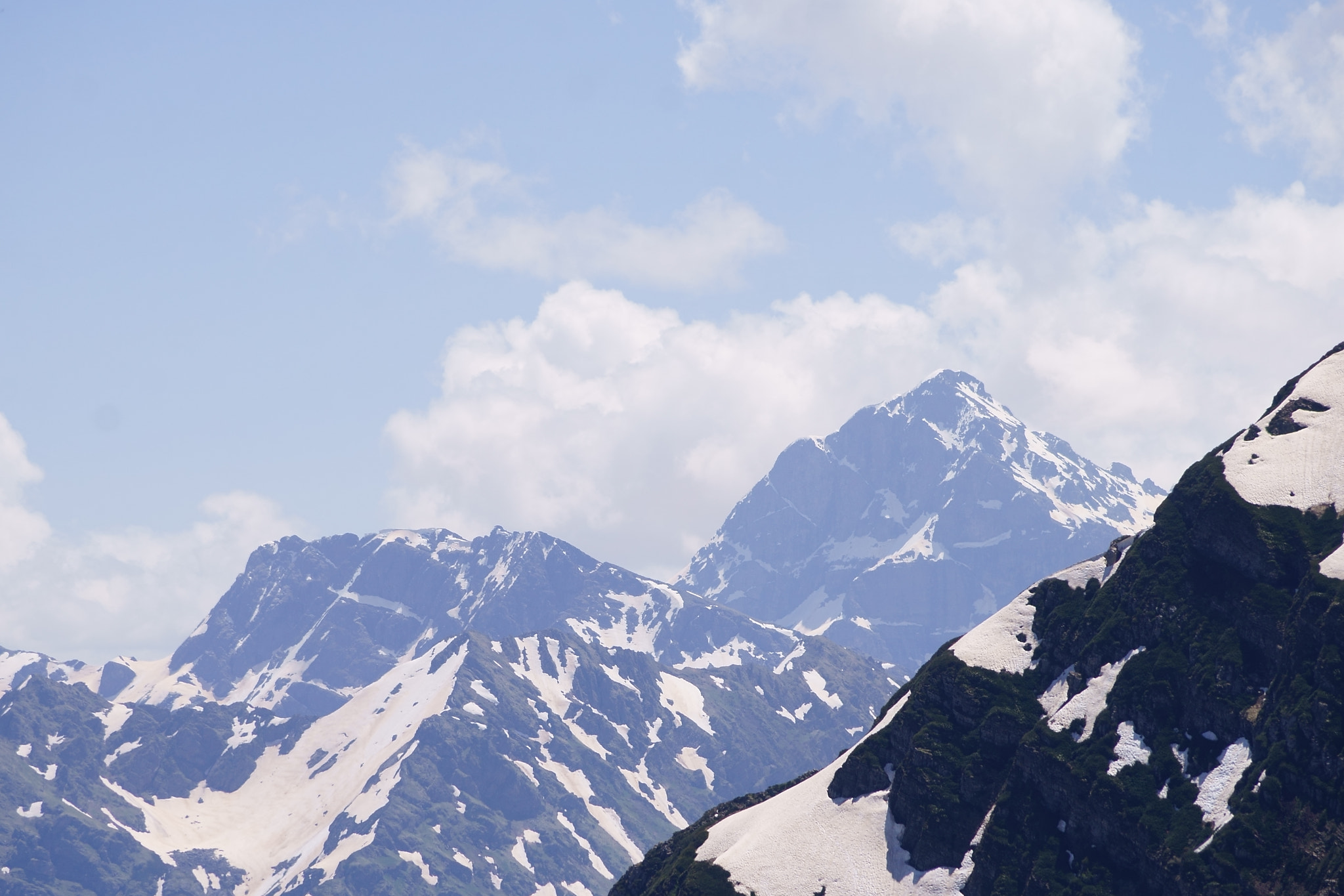 Sony DT 55-200mm F4-5.6 SAM sample photo. In the caucasus mountains photography