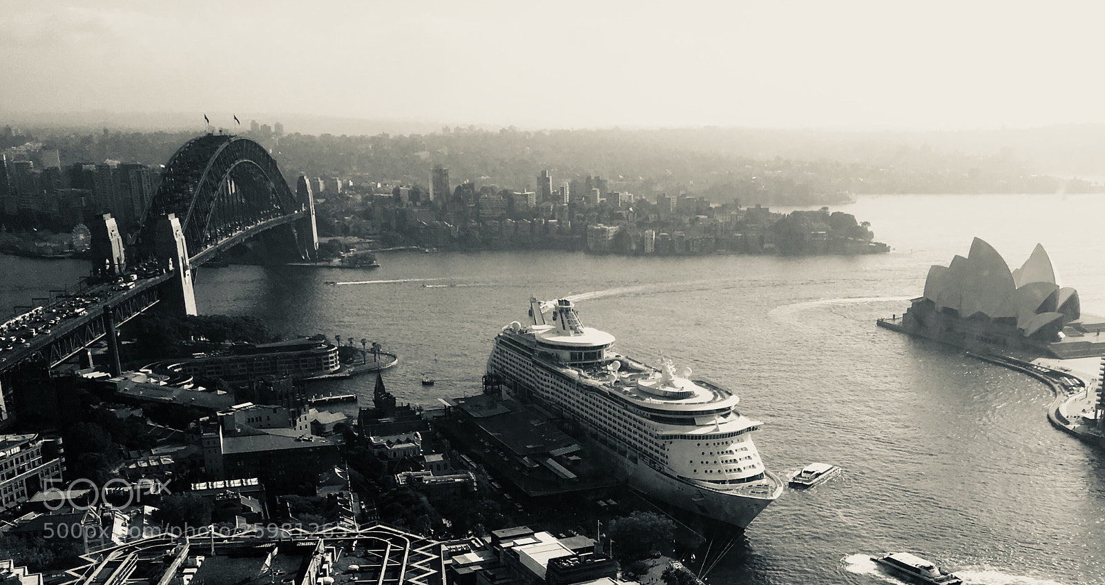 Apple iPhone SE sample photo. Sydney harbour photography