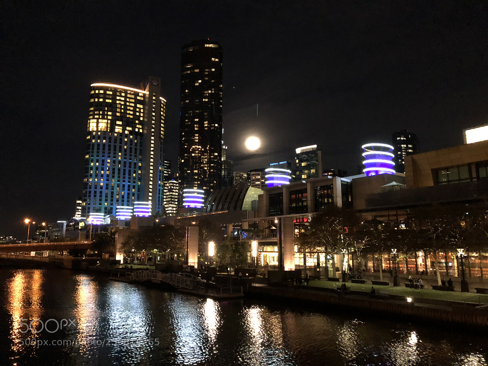 Apple iPhone 8 sample photo. Melbourne city lights photography