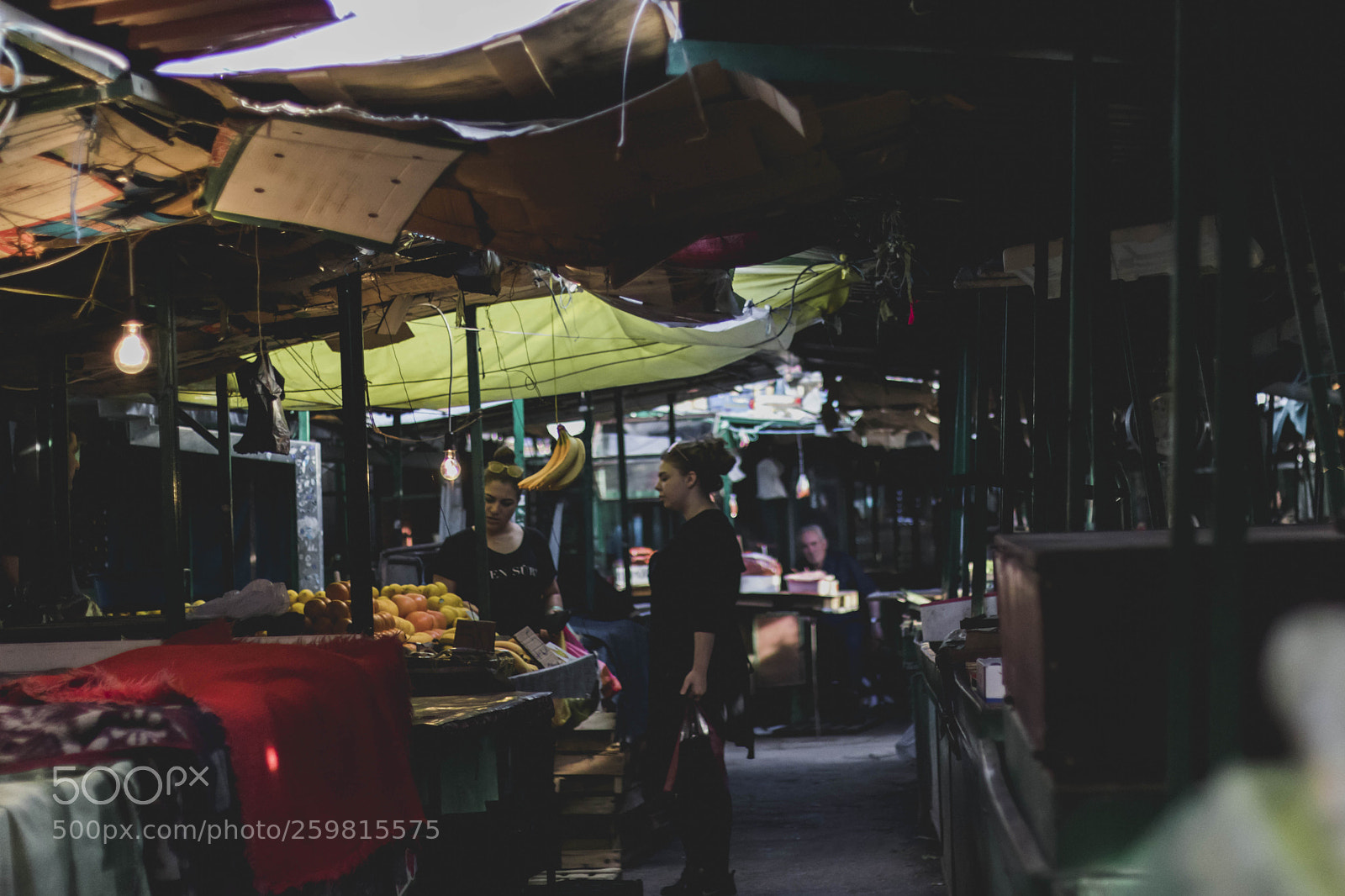 Canon EOS 800D (EOS Rebel T7i / EOS Kiss X9i) sample photo. Market photography