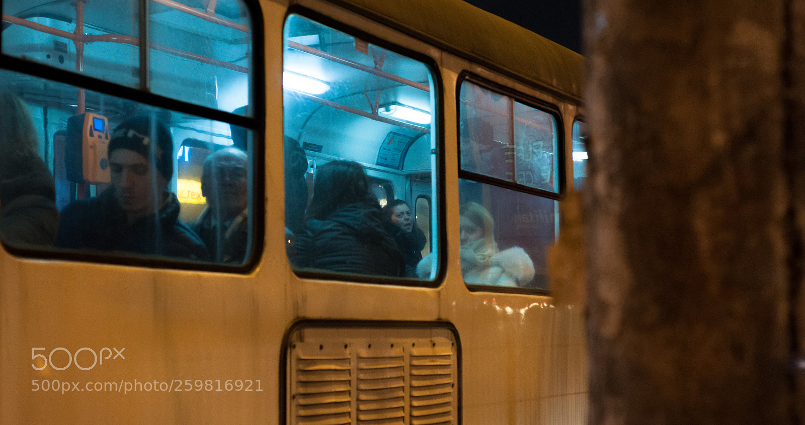 Nikon D90 sample photo. Going home photography