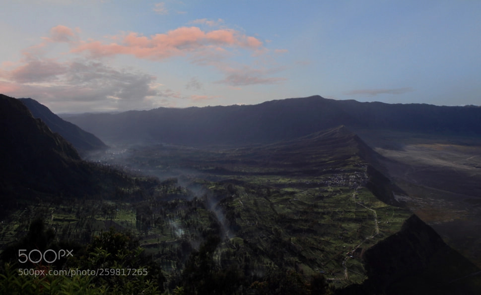 Canon EF 24-105mm F4L IS USM sample photo. Valley photography
