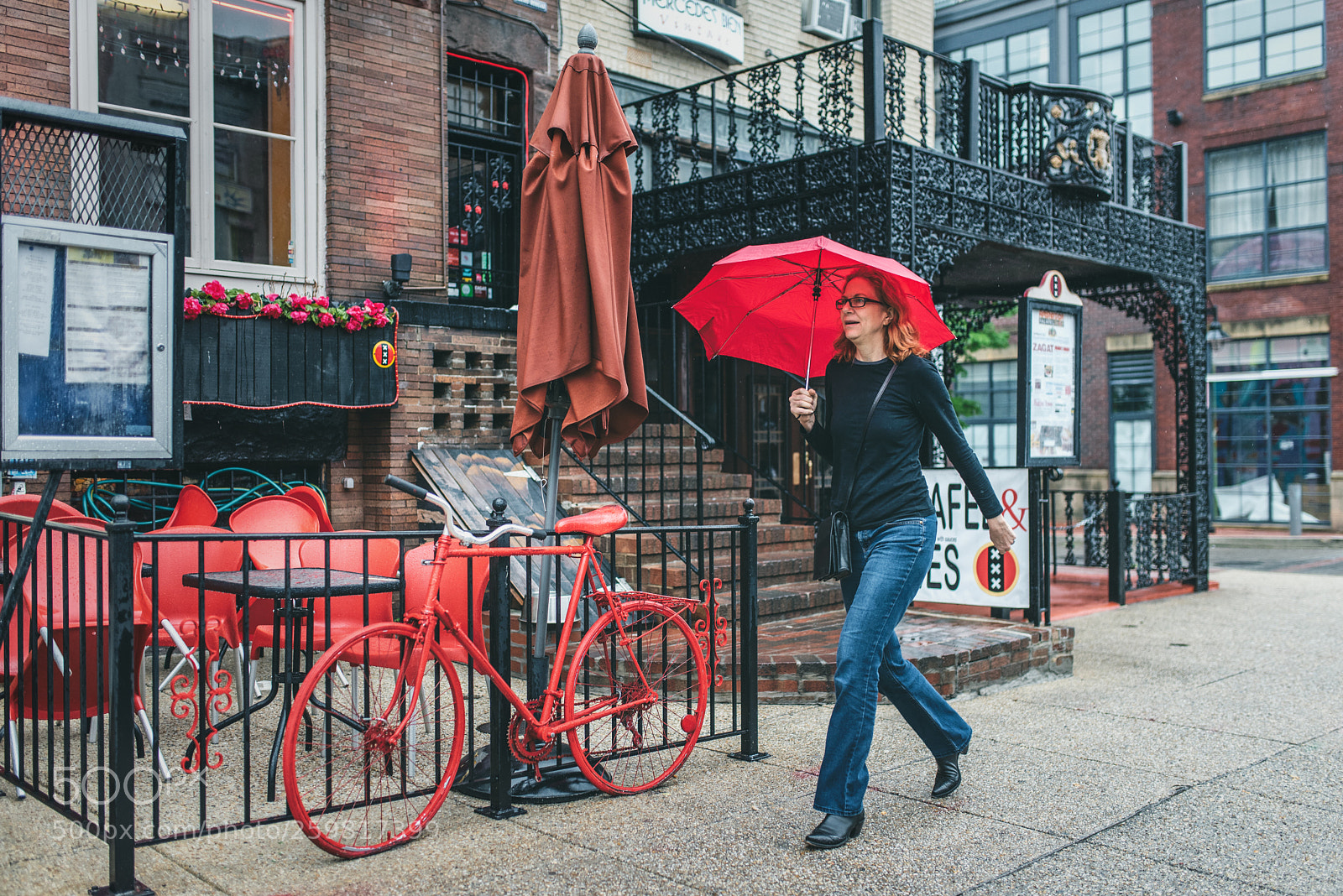 Nikon D750 sample photo. Red in the city photography
