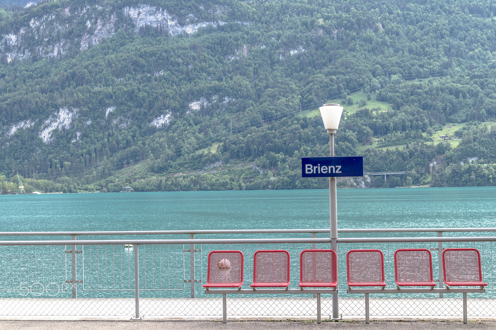 Canon EOS M6 sample photo. At brienz station photography