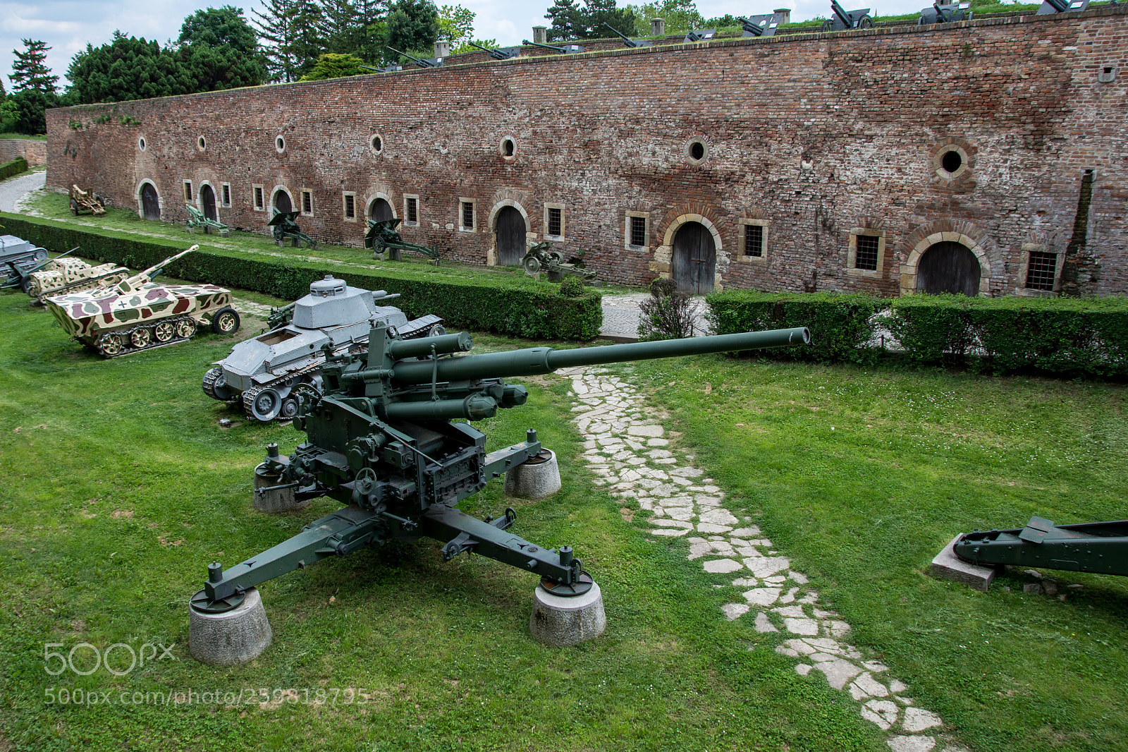 Nikon D7200 sample photo. Anti-aircraft gun photography