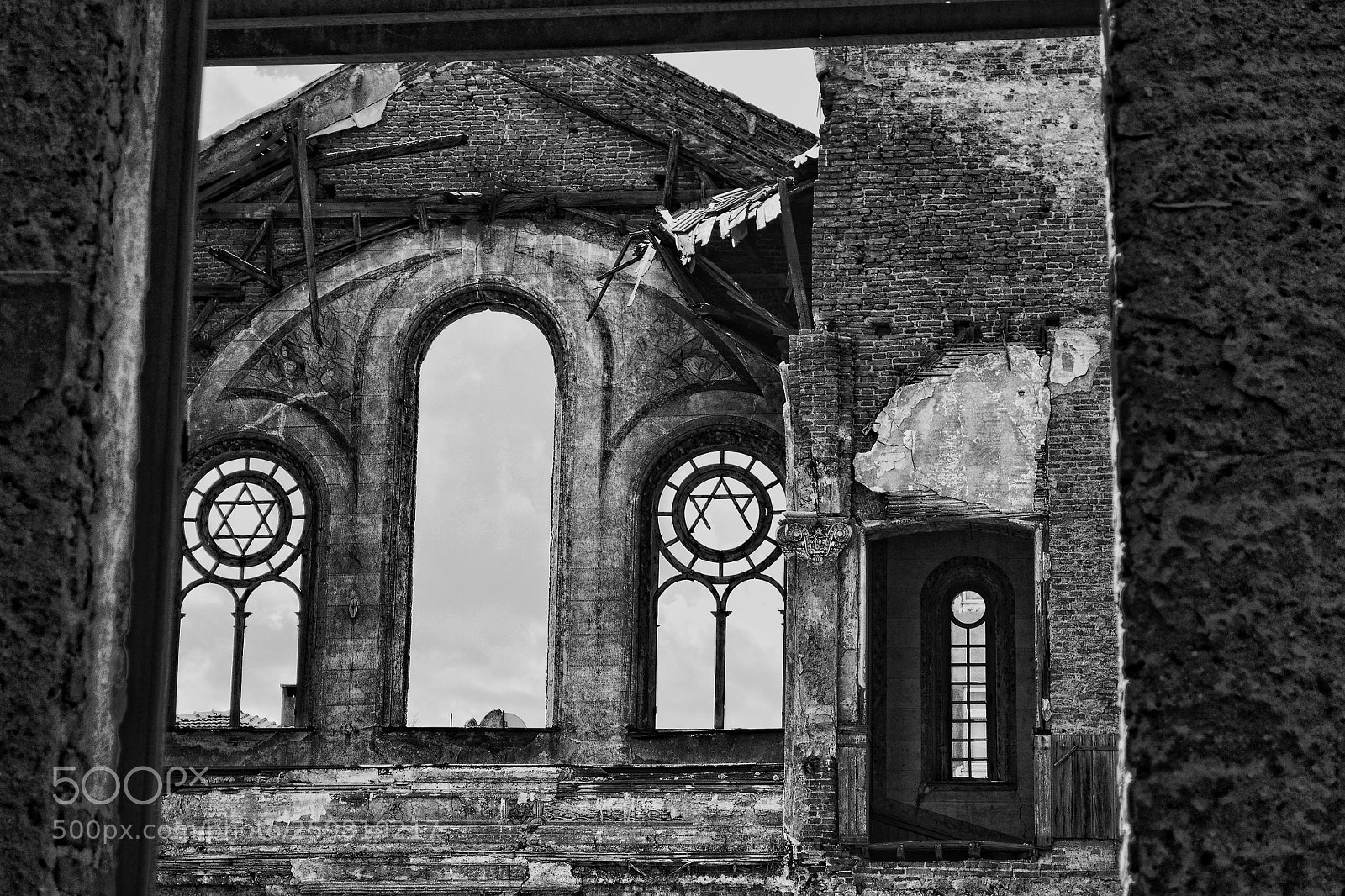 Nikon D3100 sample photo. Abandoned synagogue photography