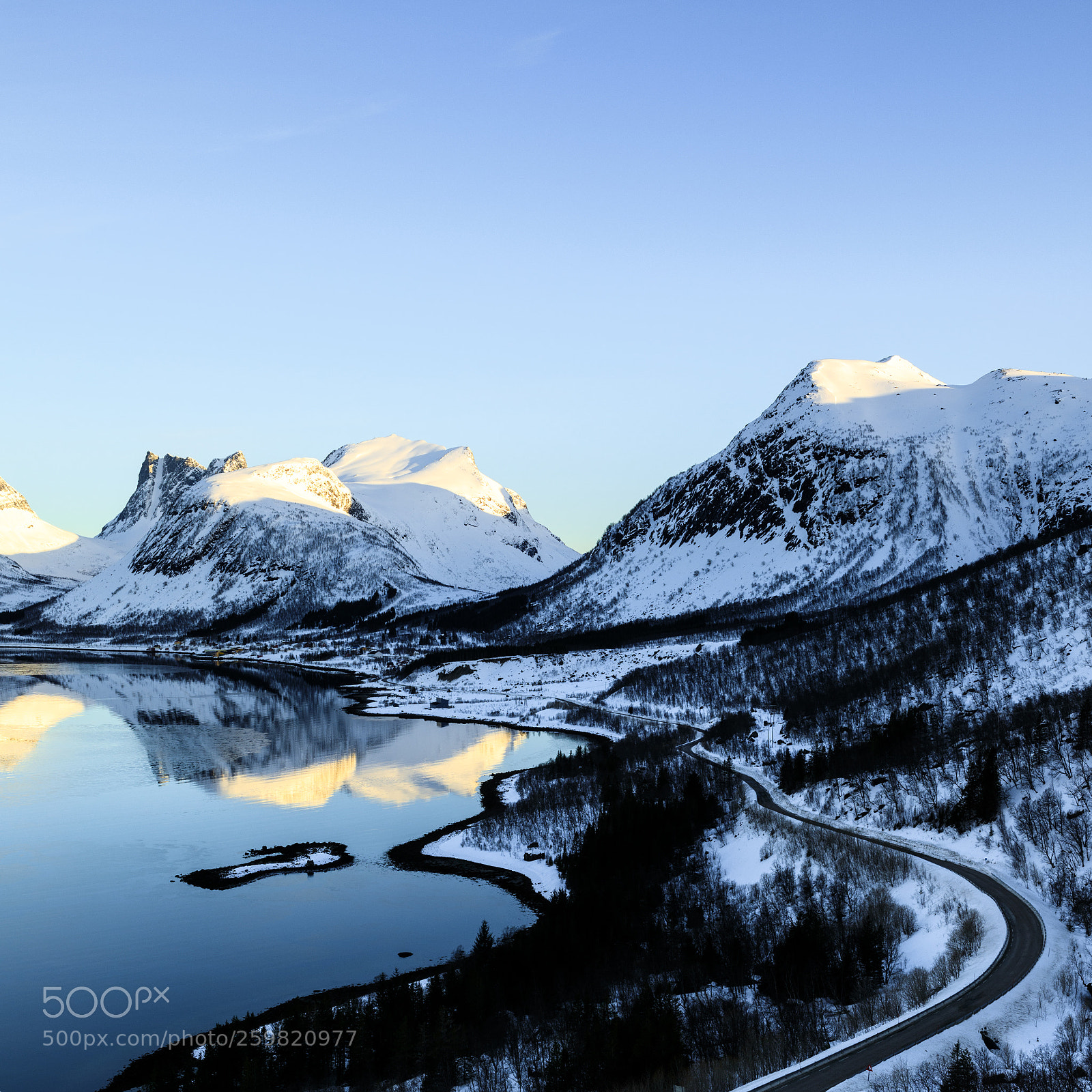 Canon EOS 5D Mark IV sample photo. Lofoten and senja photography