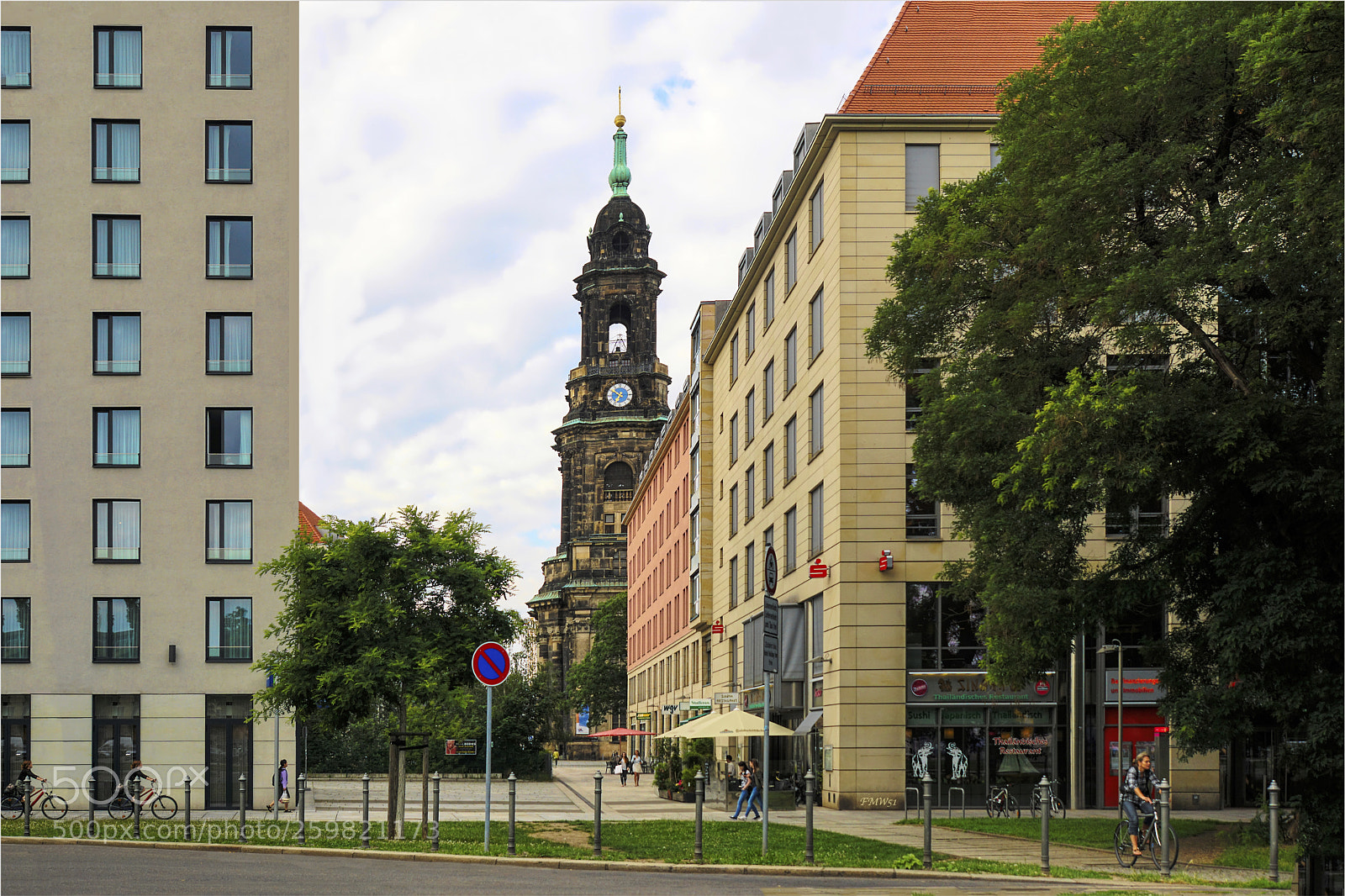 Sony ILCA-77M2 sample photo. Neben der kreukirche photography
