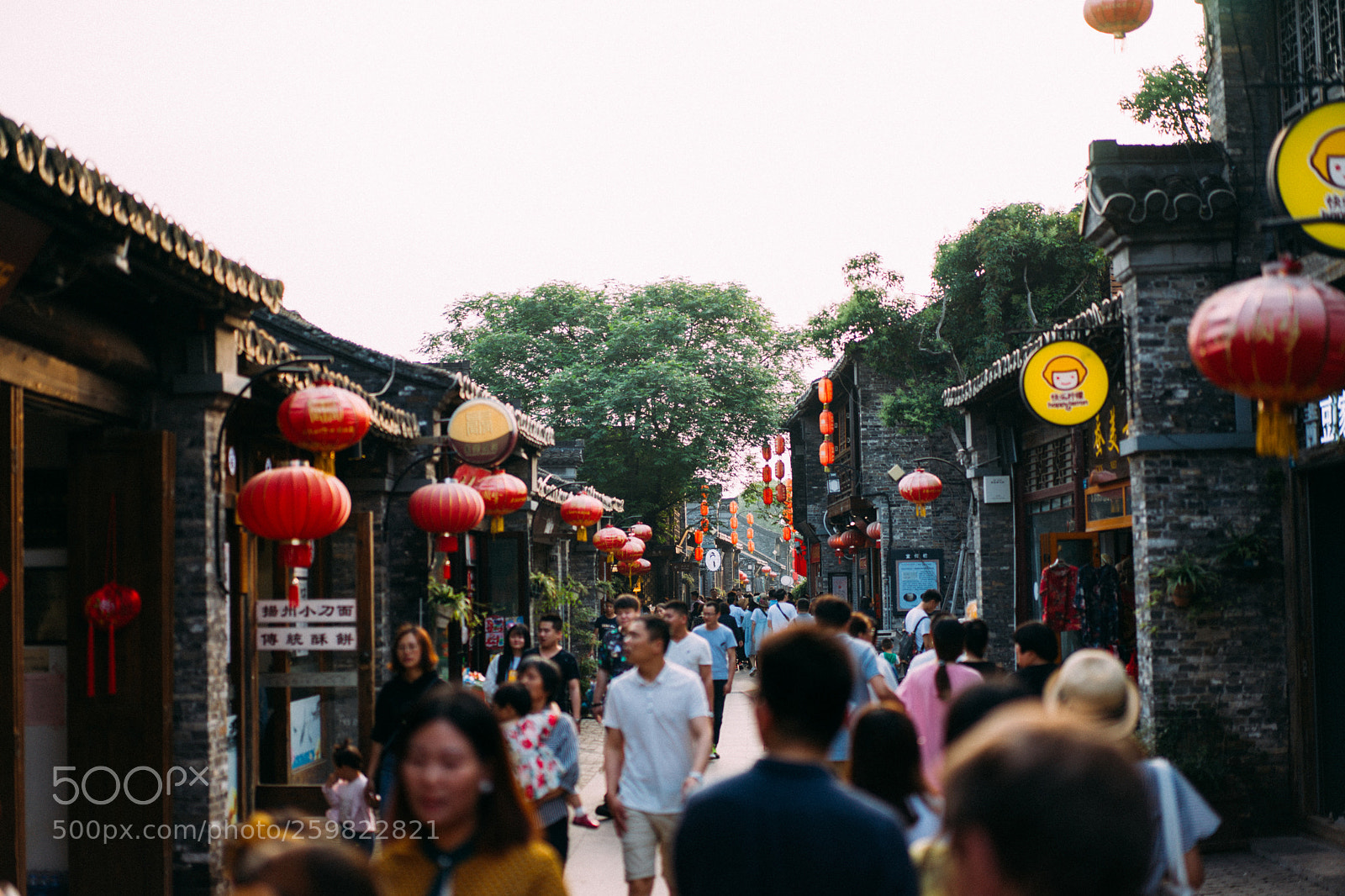 Sony a7 sample photo. Dongguan street photography