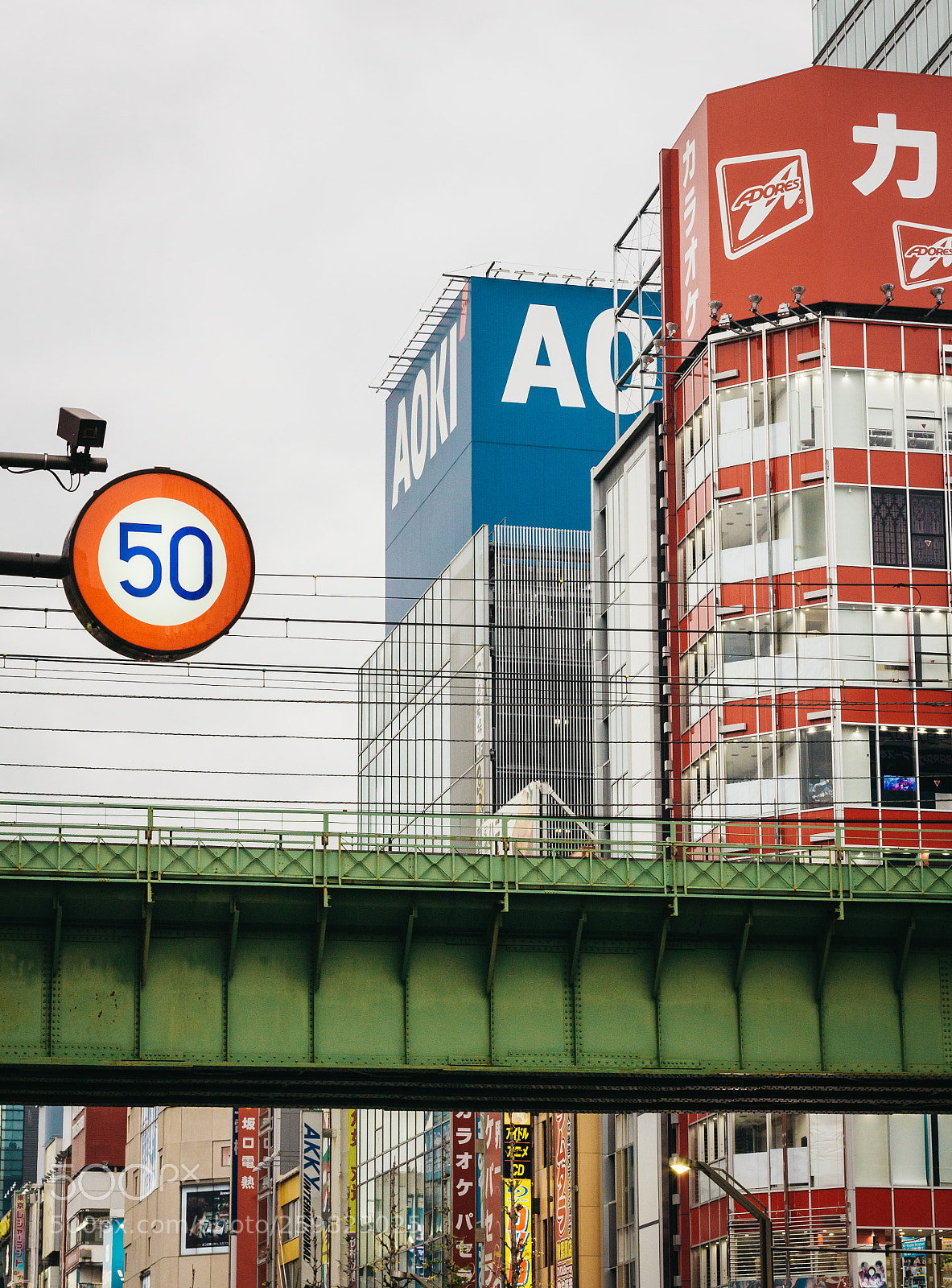 Canon EOS 60D sample photo. Grey skies offset the photography