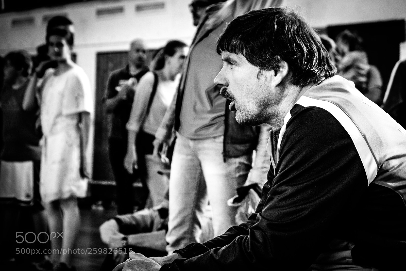 Fujifilm X-T20 sample photo. The coach photography