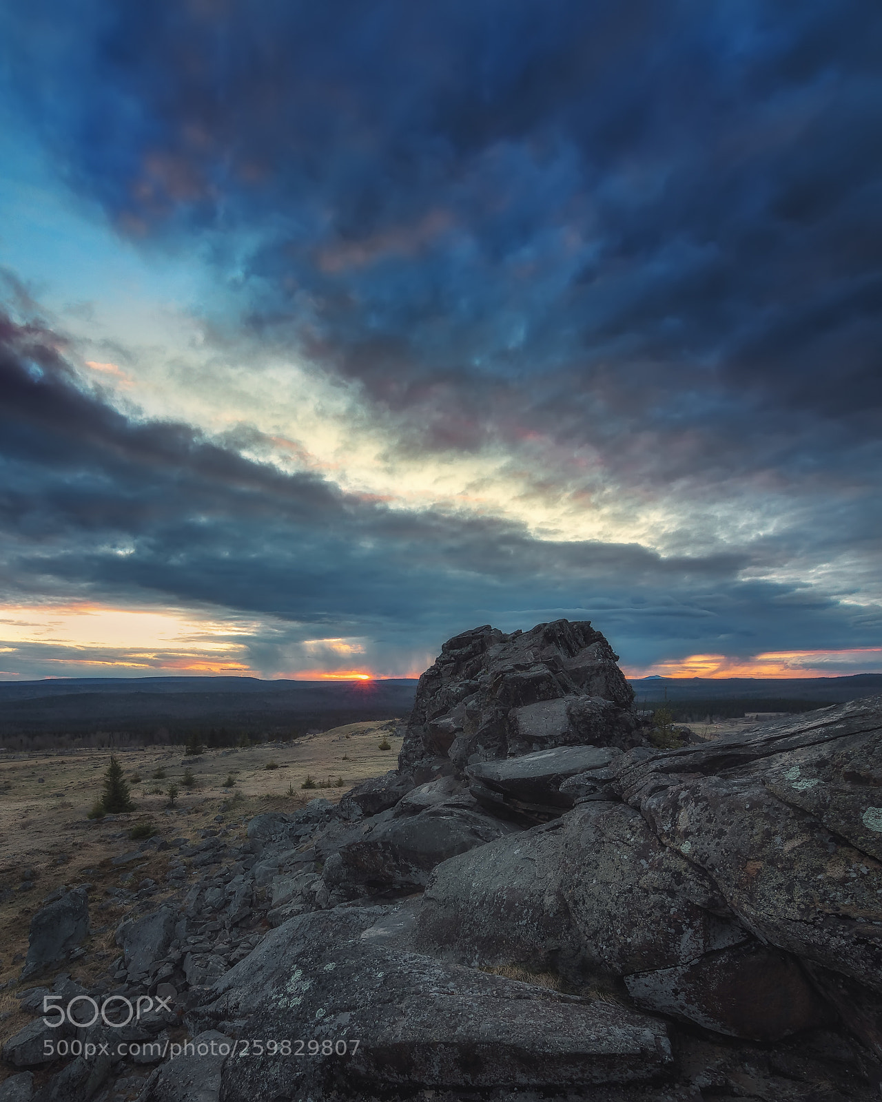 Canon EOS 7D Mark II sample photo. Dramatic sky and rocks photography