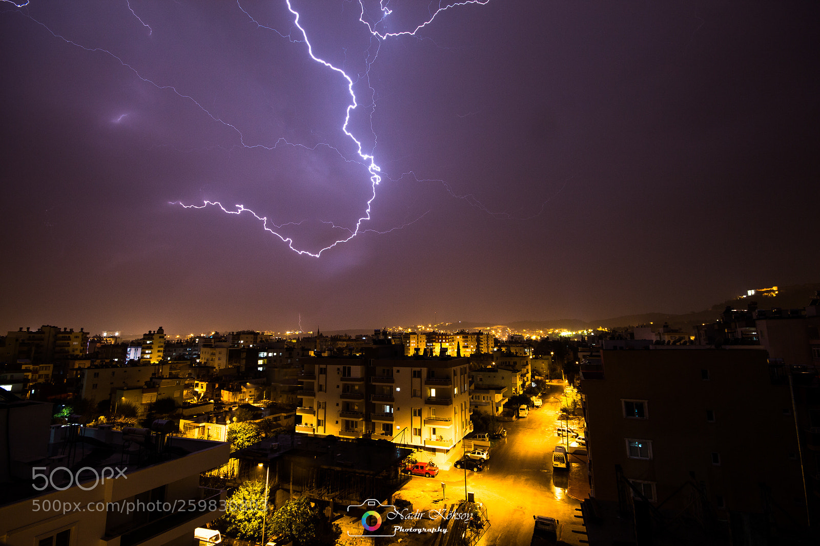 Canon EOS 650D (EOS Rebel T4i / EOS Kiss X6i) sample photo. Lightning photography