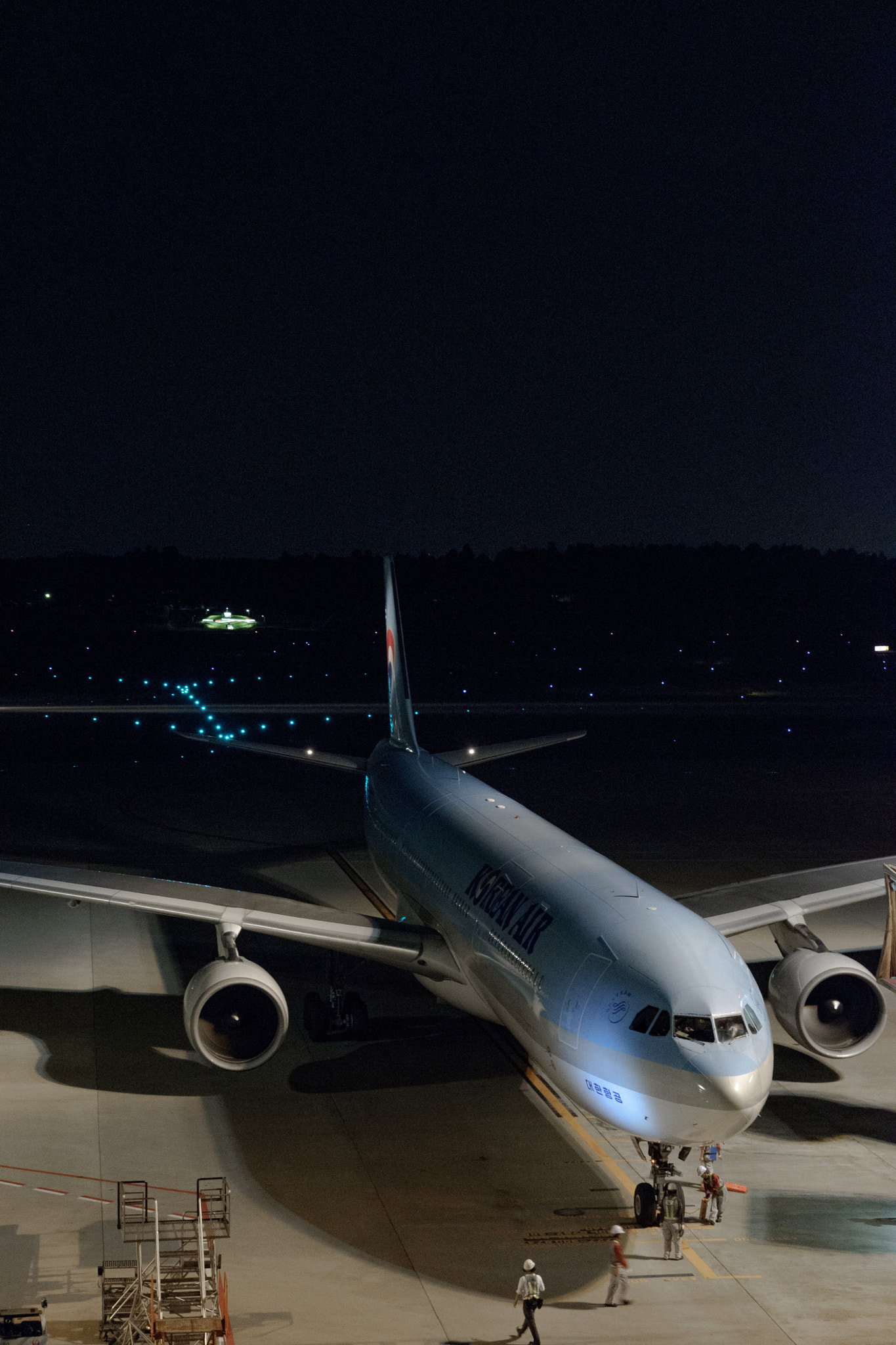 Fujifilm X-A3 sample photo. Narita airport t1 5f observation / 1f outside photography