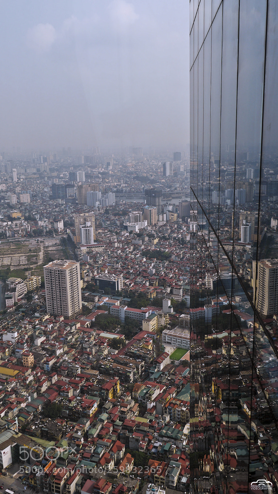 Panasonic Lumix DMC-GH3 sample photo. Reflections photography