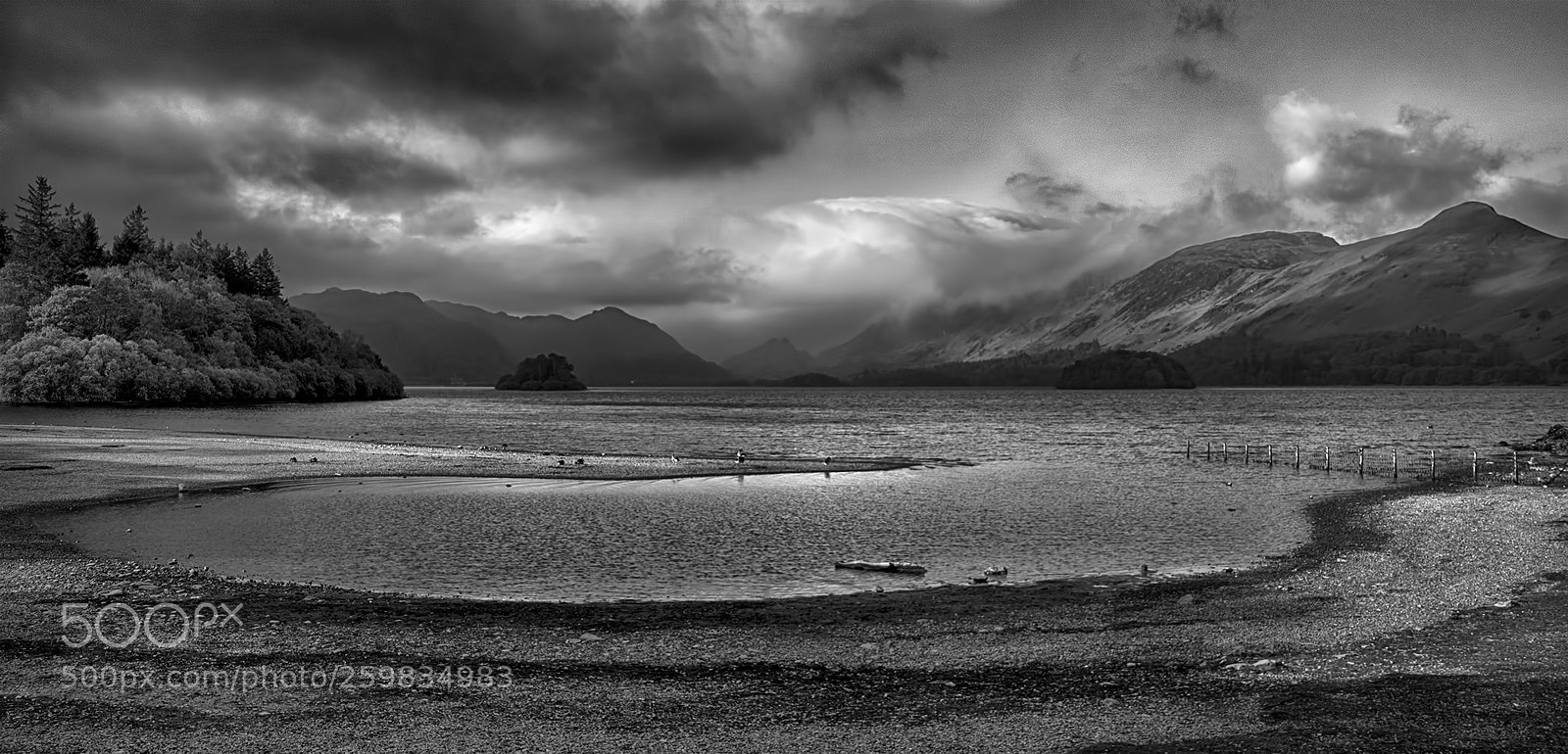 Sony a6500 sample photo. Derwent water morning photography