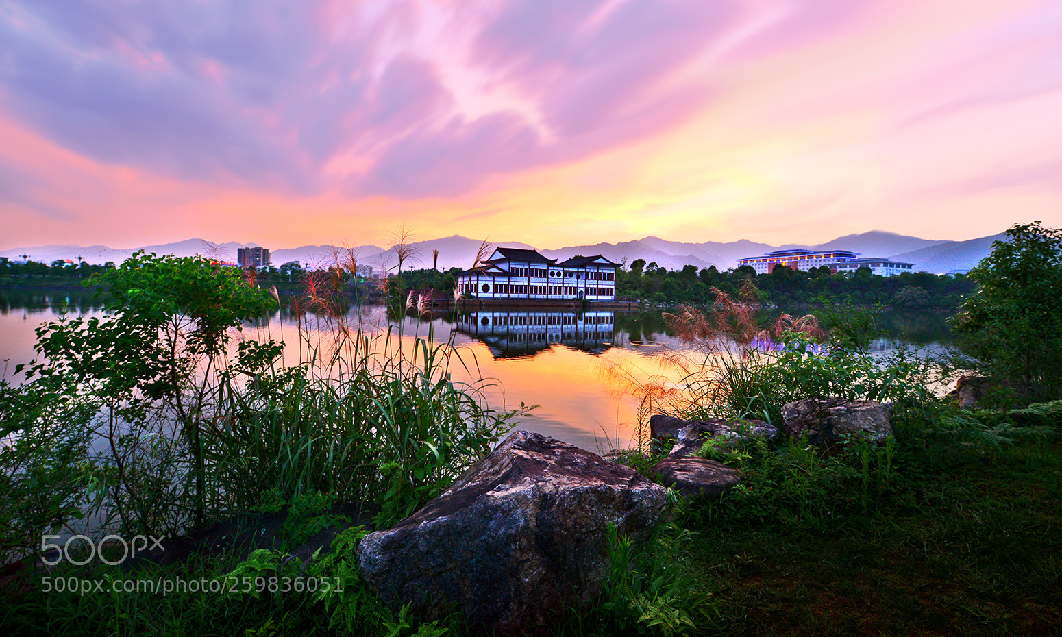 Nikon D800E sample photo. 夕阳红 photography